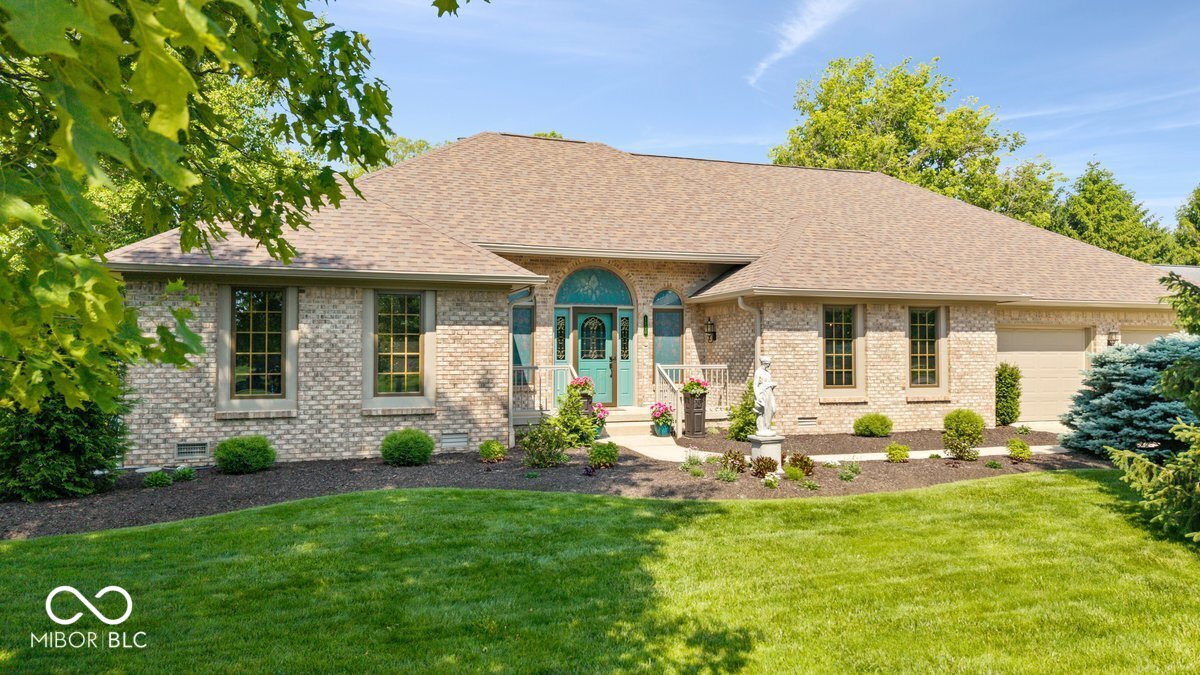 1120 Buttonwood Court