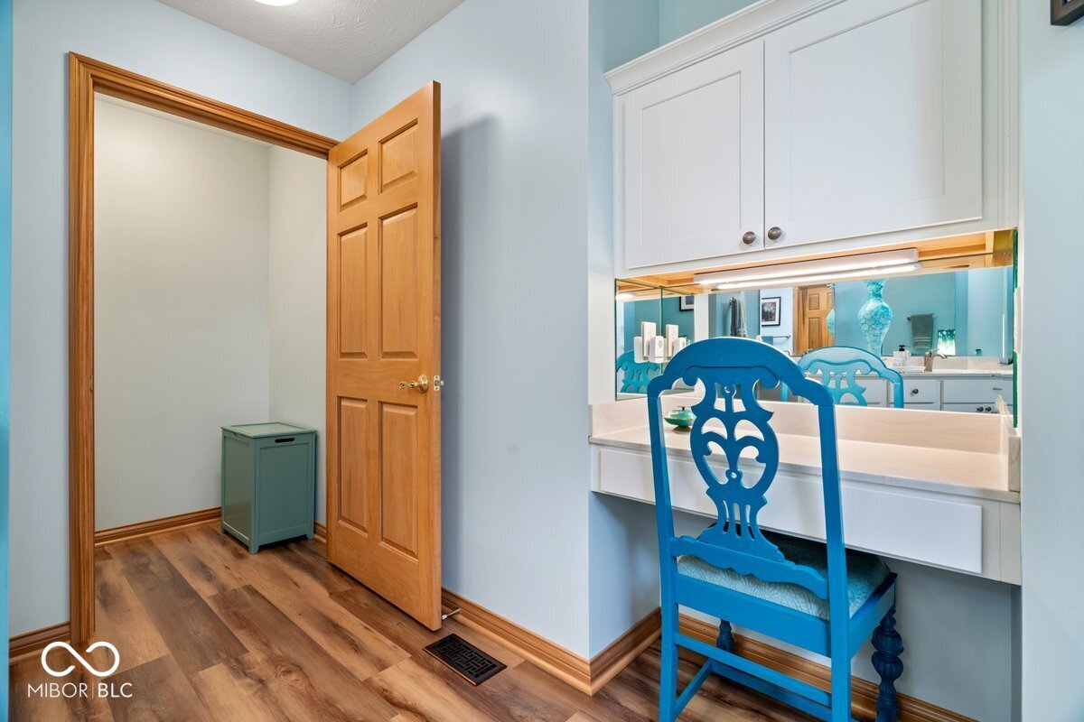 1120 Buttonwood Court