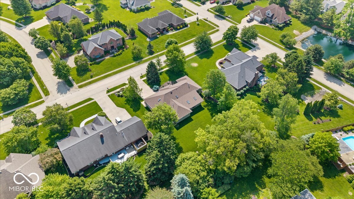 1120 Buttonwood Court