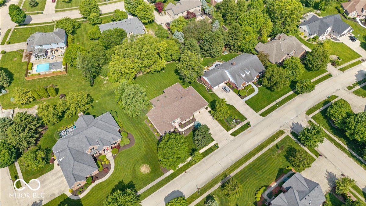 1120 Buttonwood Court