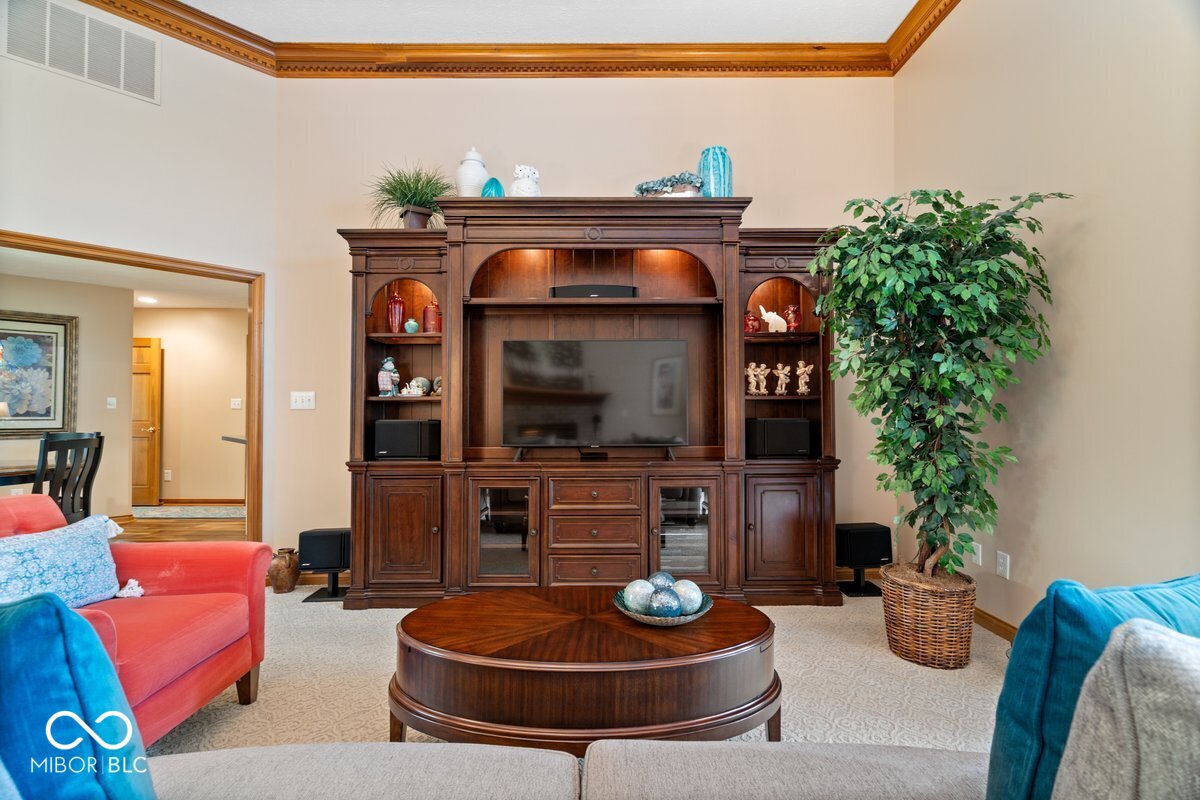 1120 Buttonwood Court