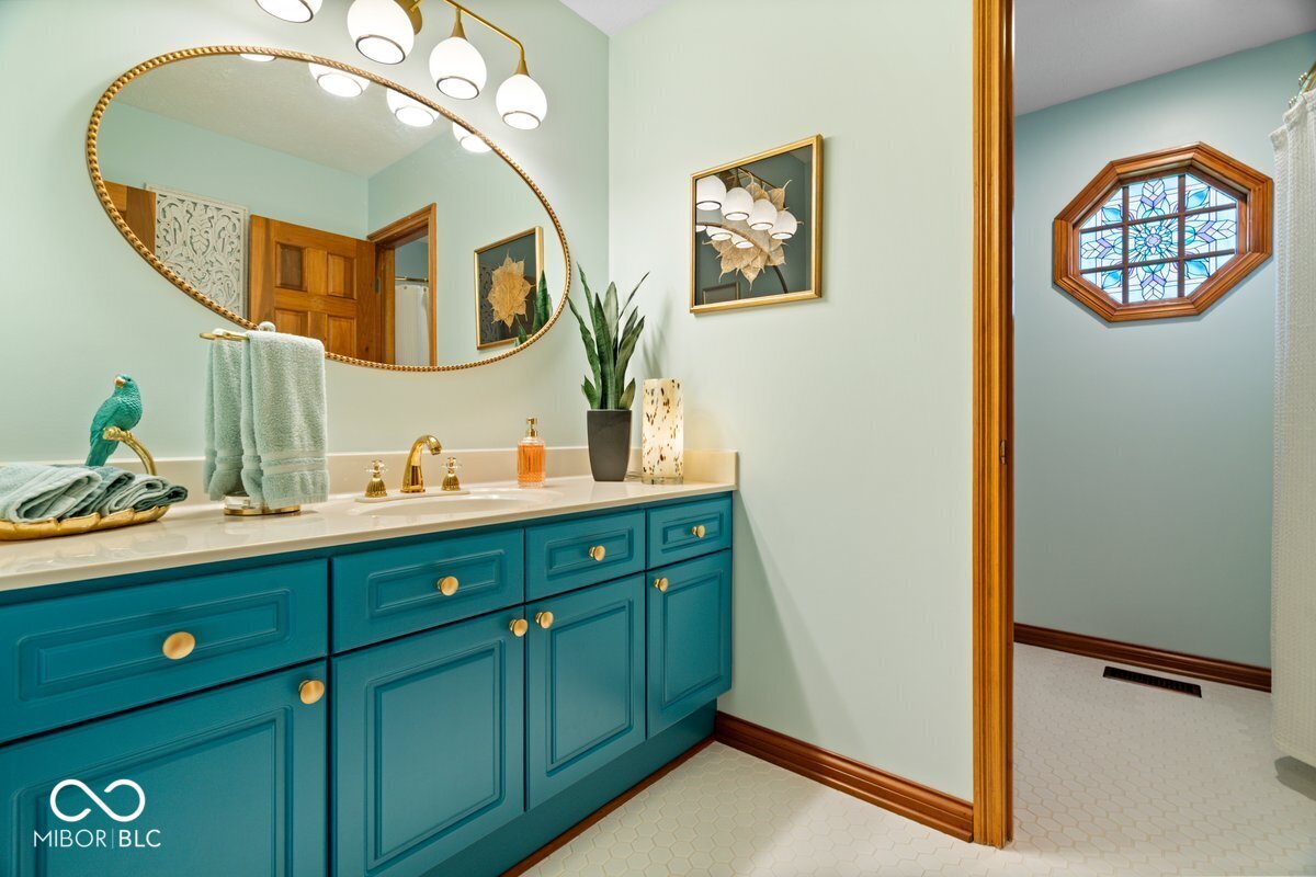 1120 Buttonwood Court