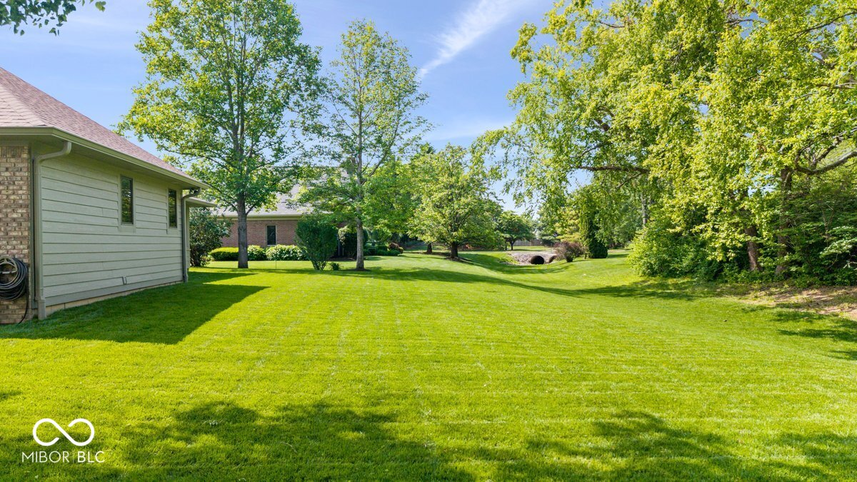 1120 Buttonwood Court