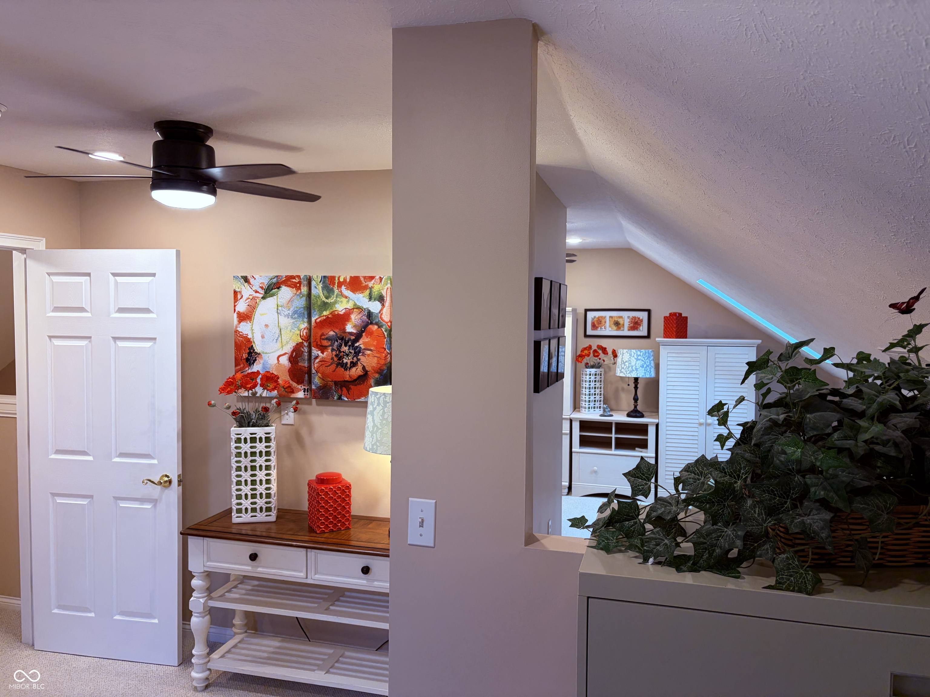 1120 Buttonwood Court