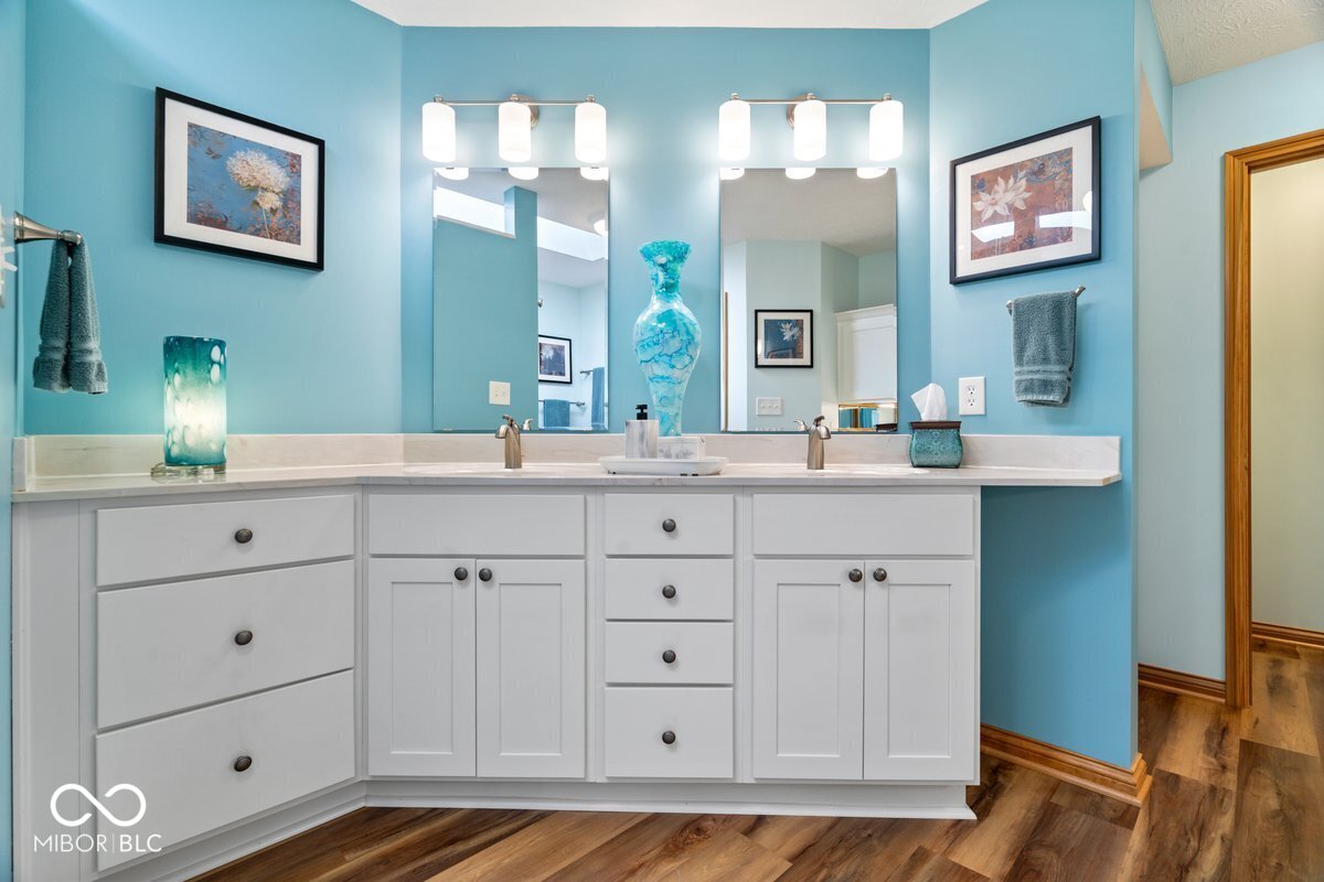 1120 Buttonwood Court