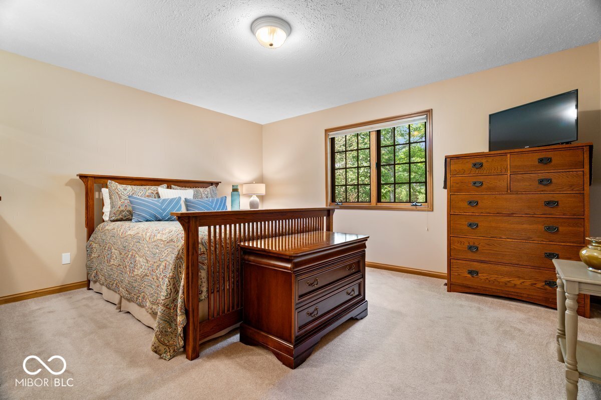 1120 Buttonwood Court