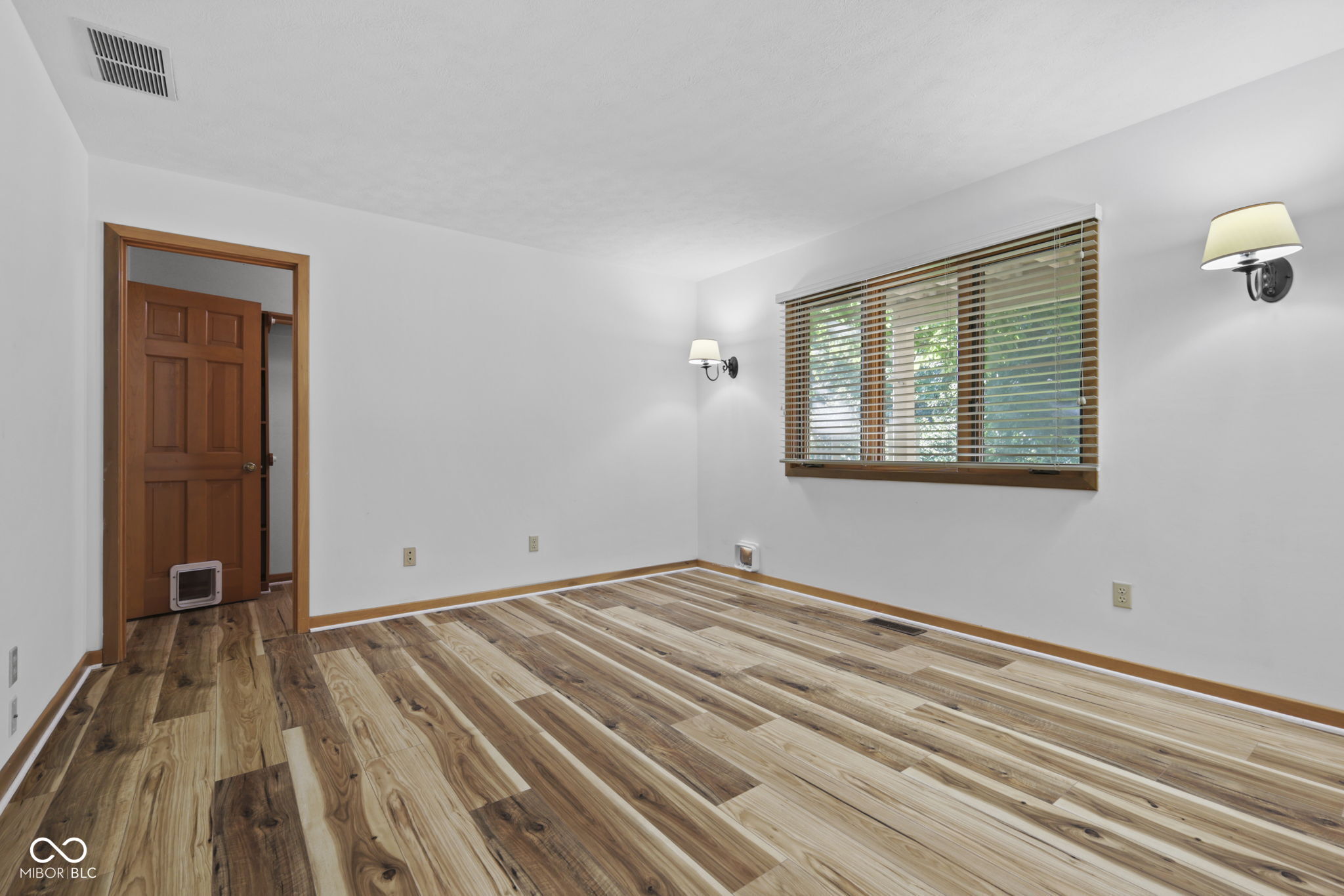 305 Sandbrook Drive