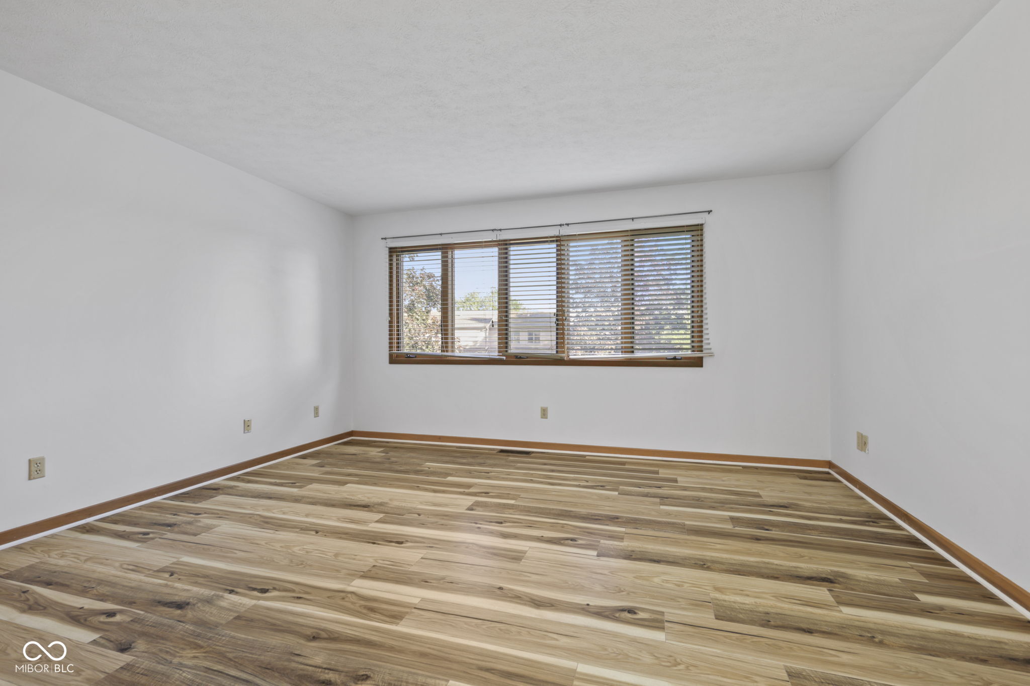 305 Sandbrook Drive