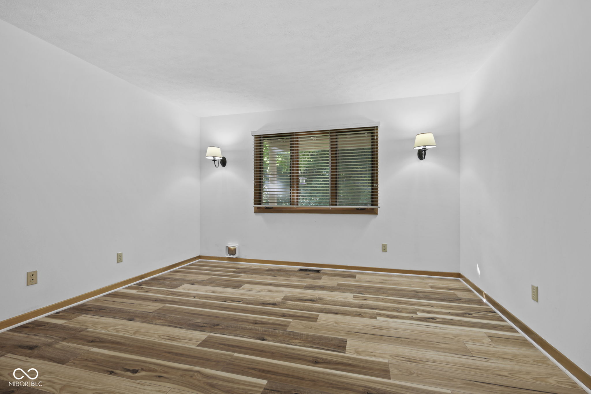 305 Sandbrook Drive