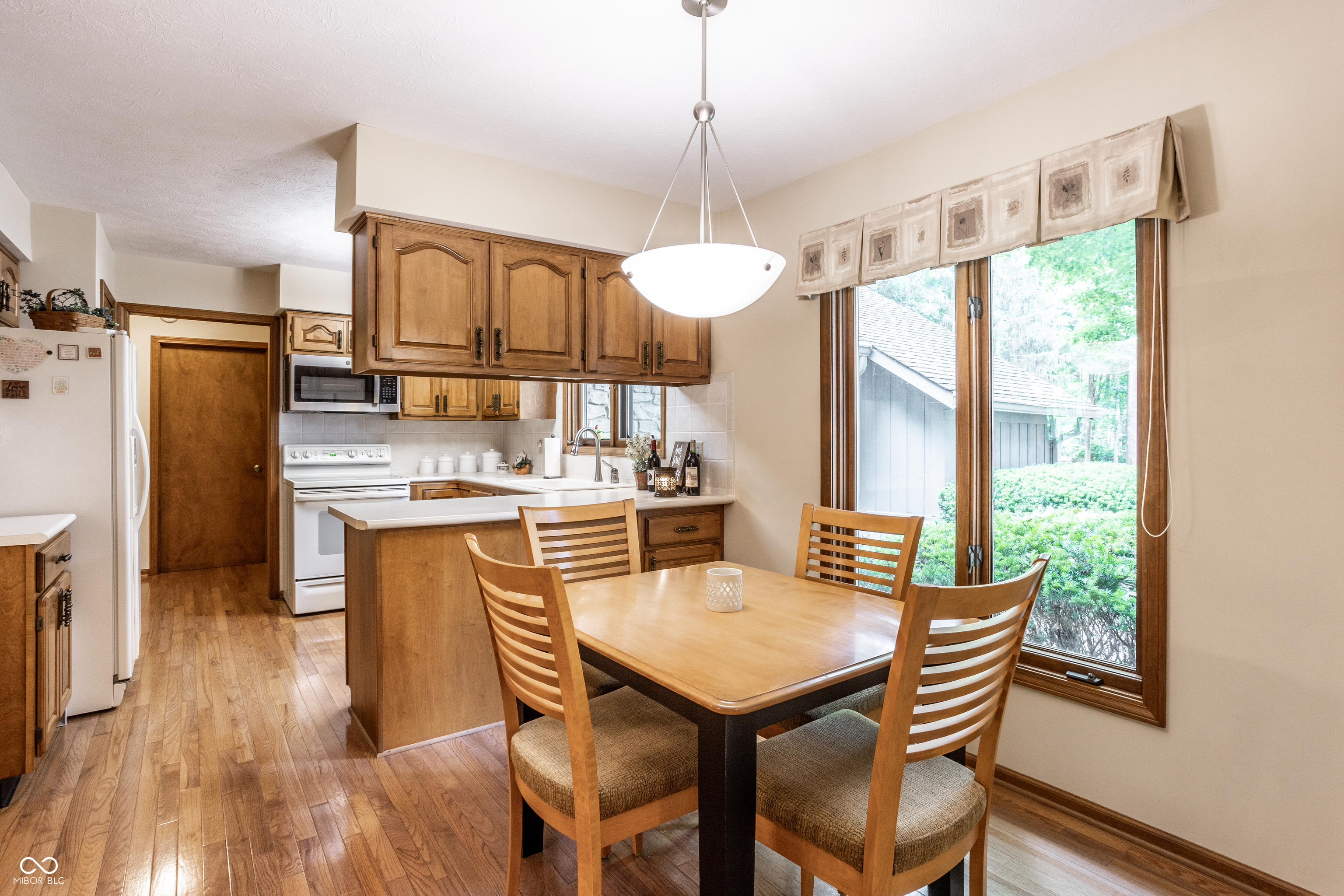 8834 Swiftsail Circle