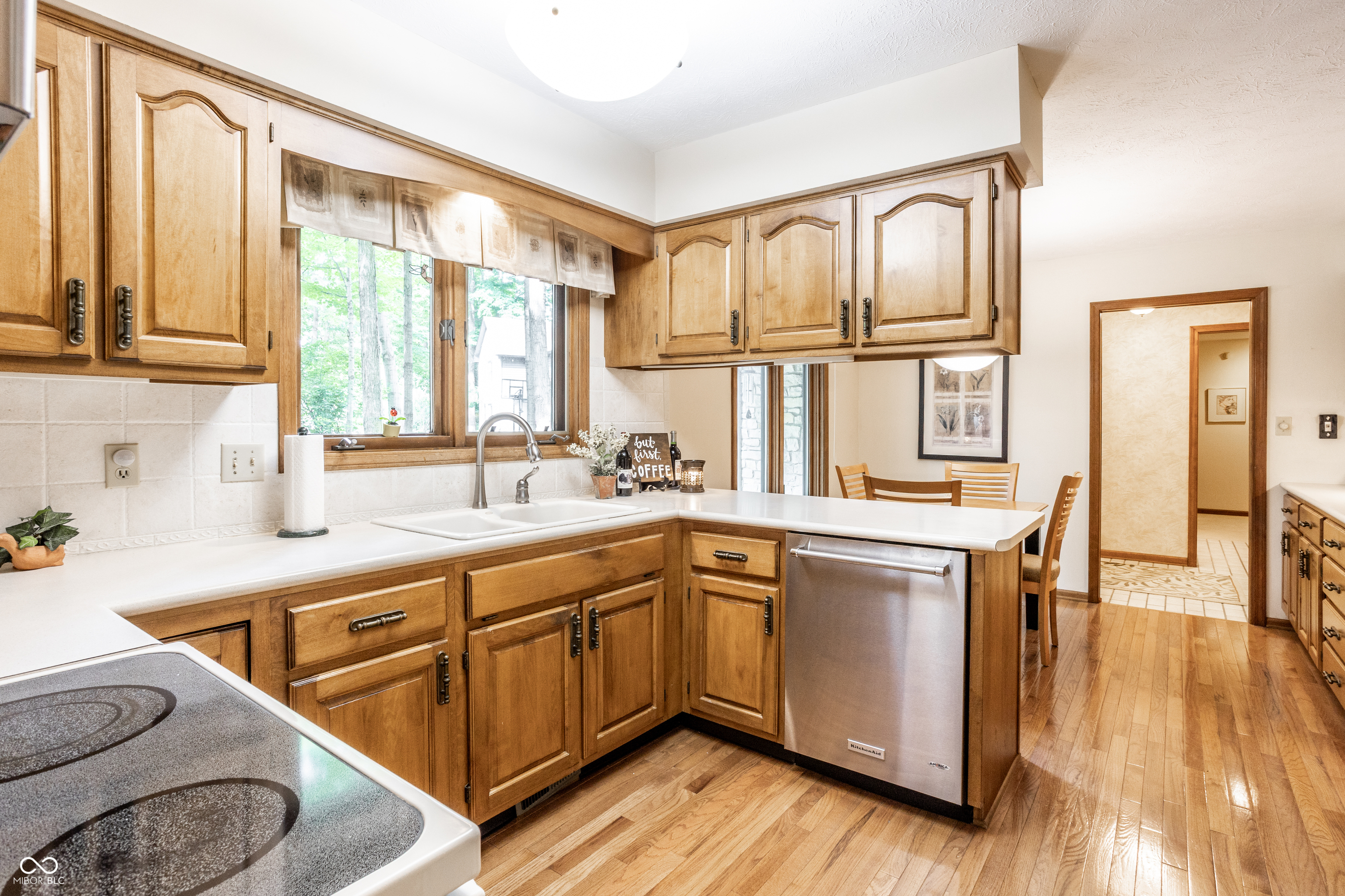 8834 Swiftsail Circle