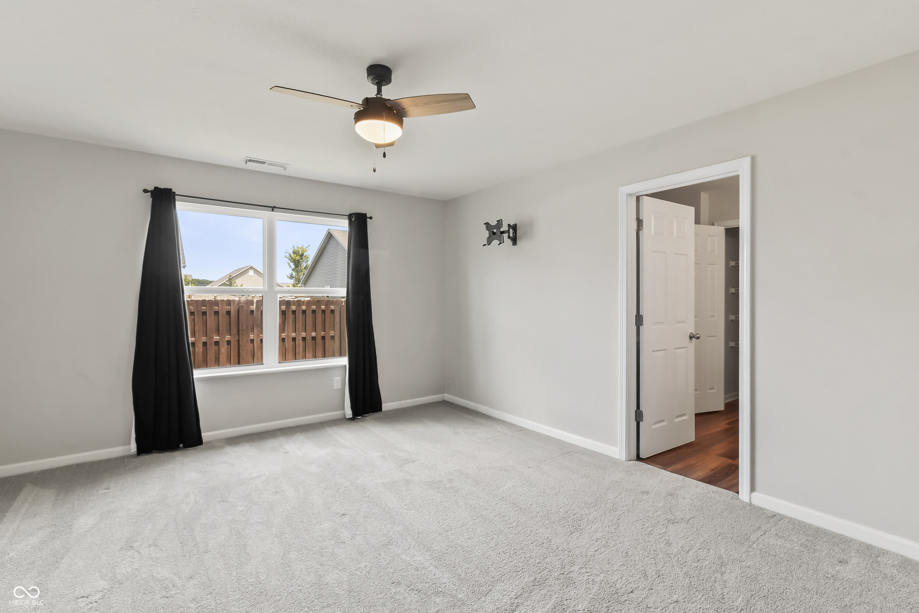 1345 W Jade Drive