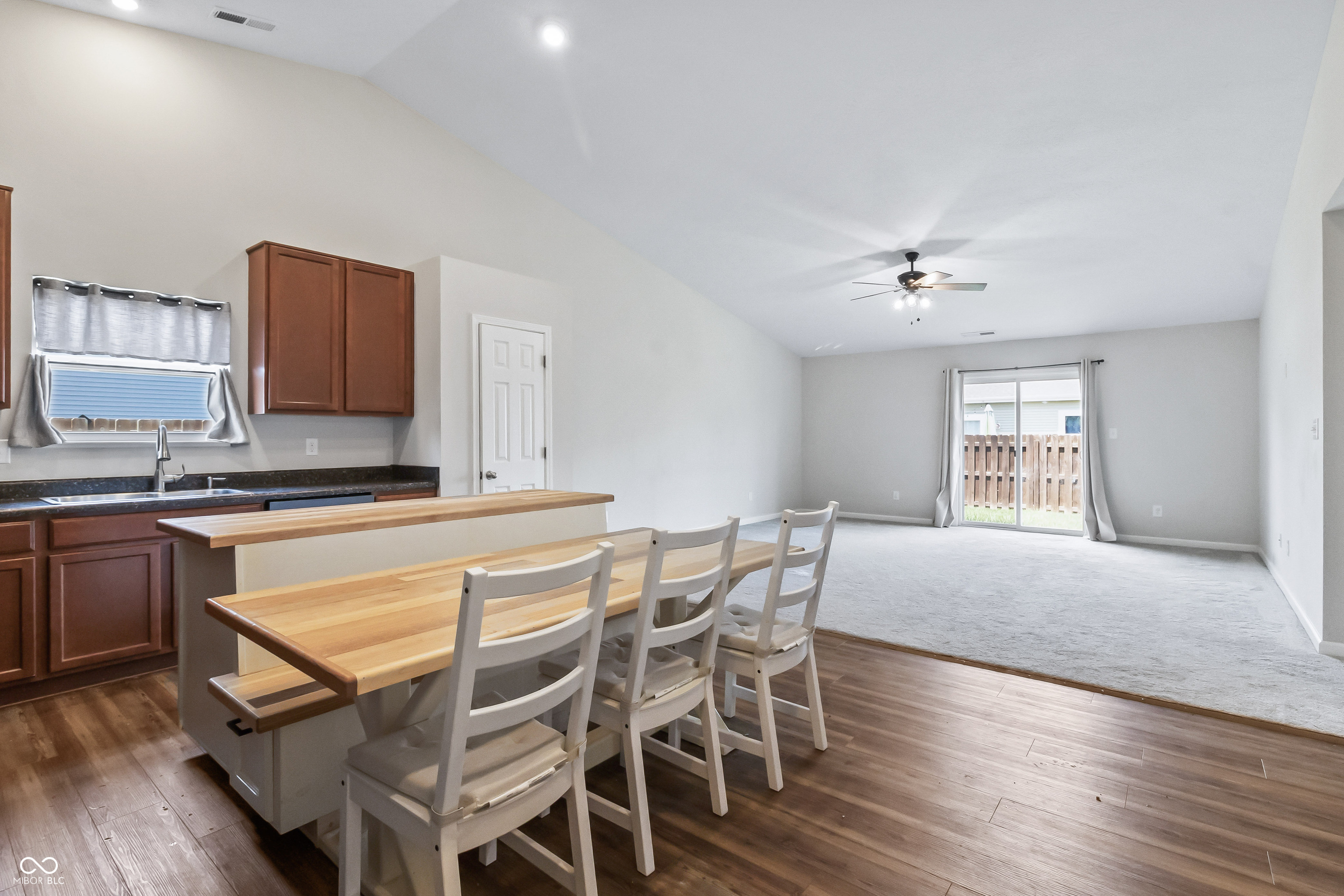 1345 W Jade Drive