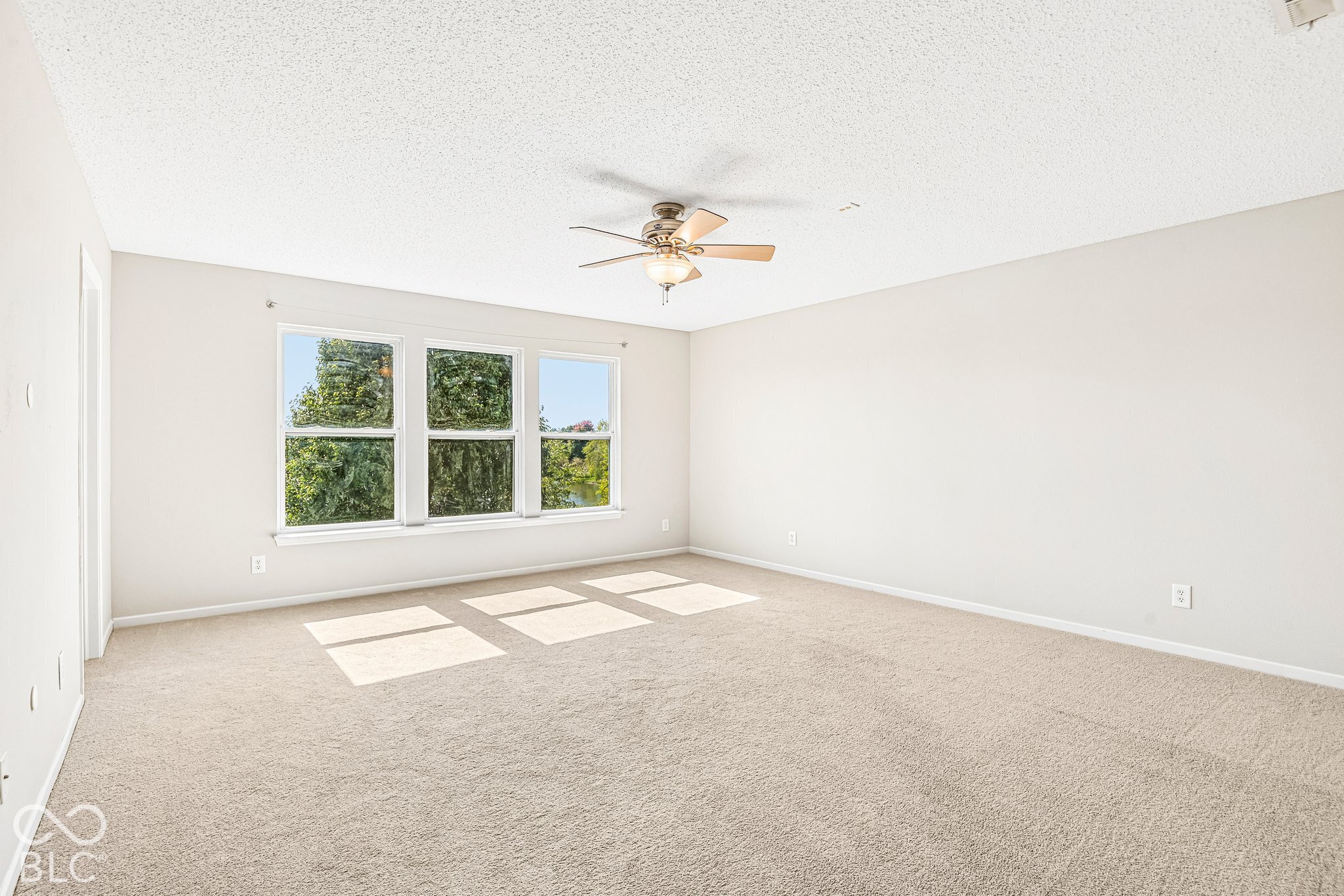 9533 W Lantern Lane