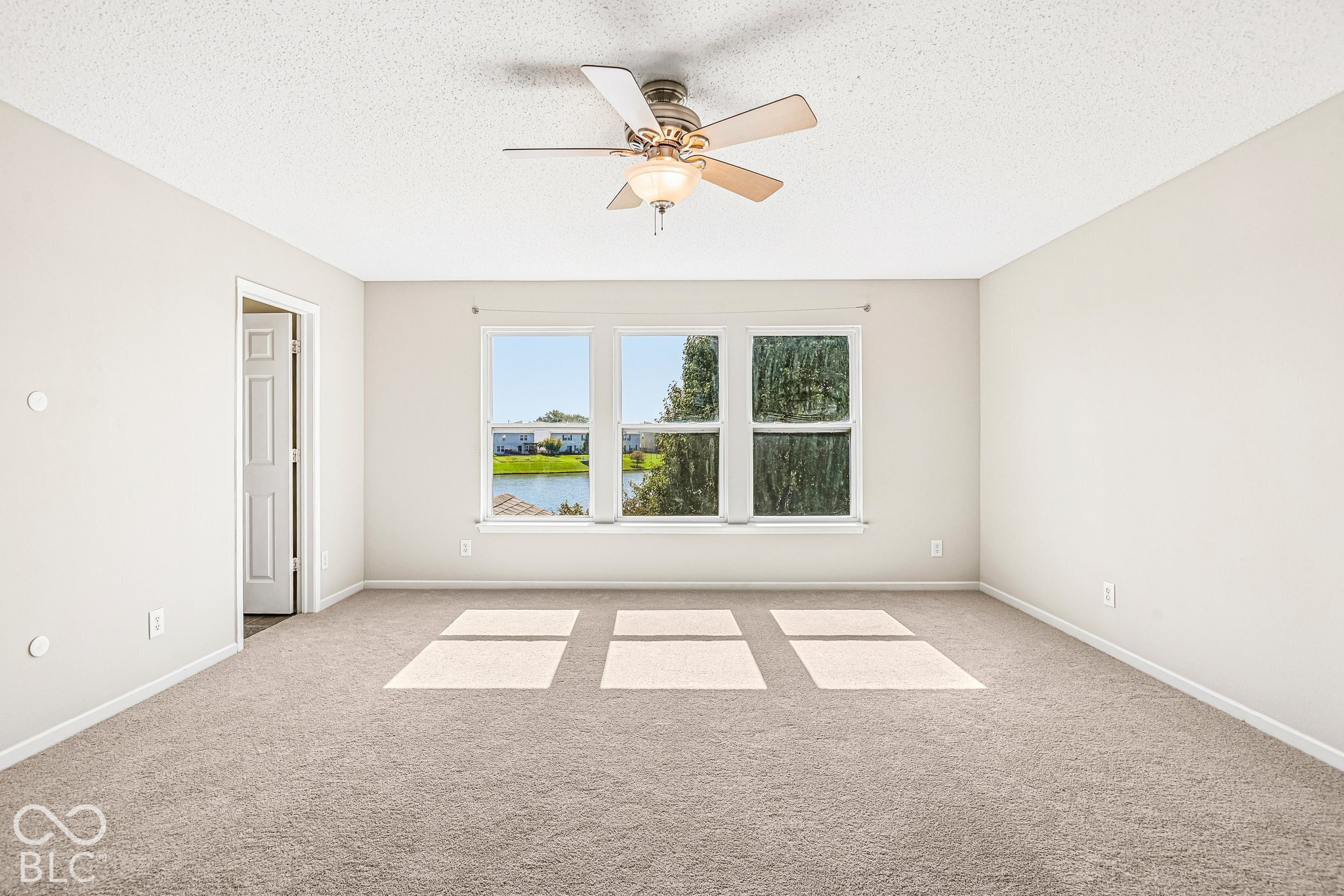 9533 W Lantern Lane