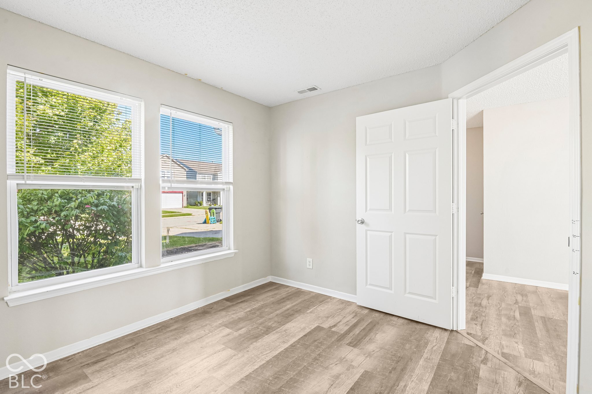 9533 W Lantern Lane