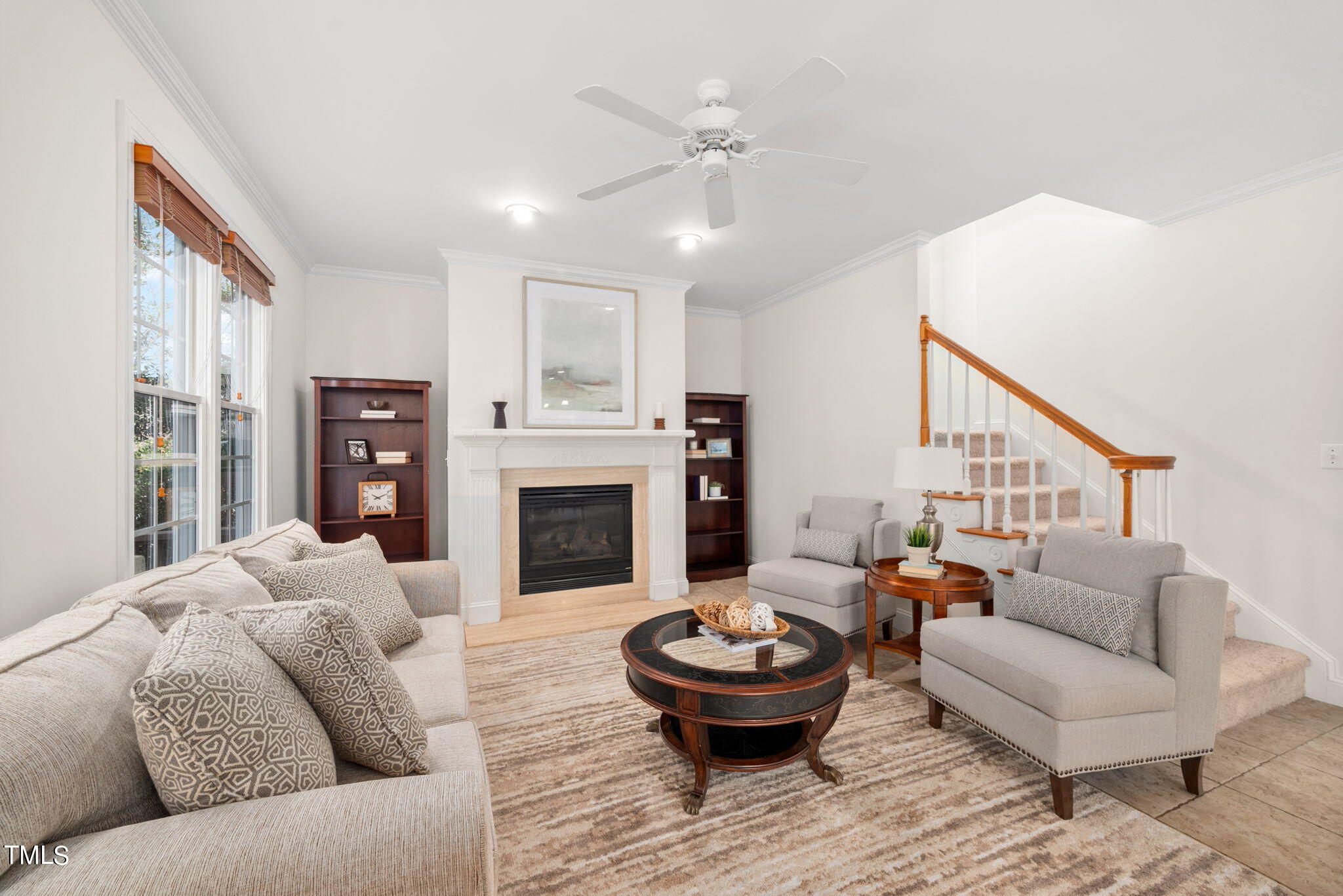 102 Robbins Reef Way