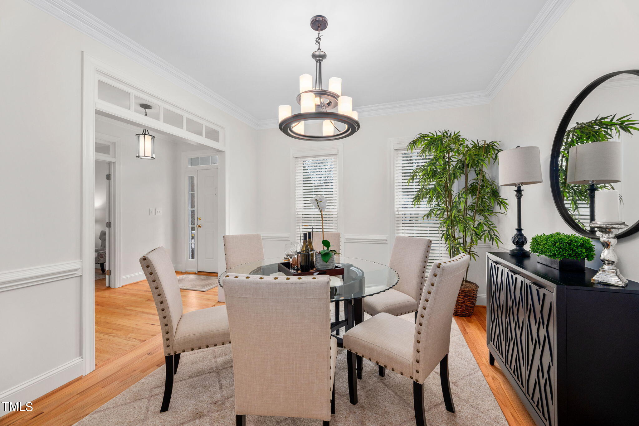 102 Robbins Reef Way
