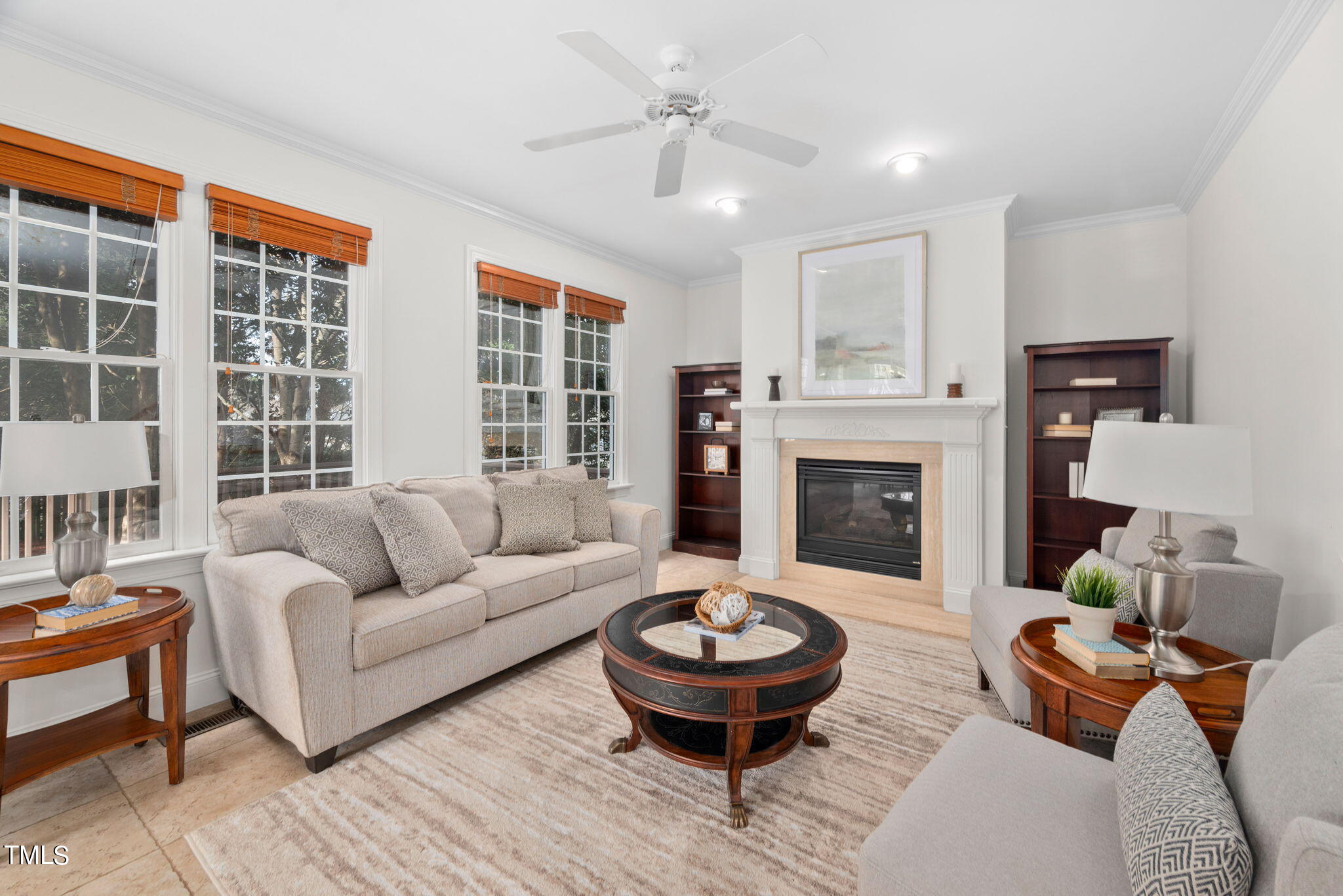 102 Robbins Reef Way