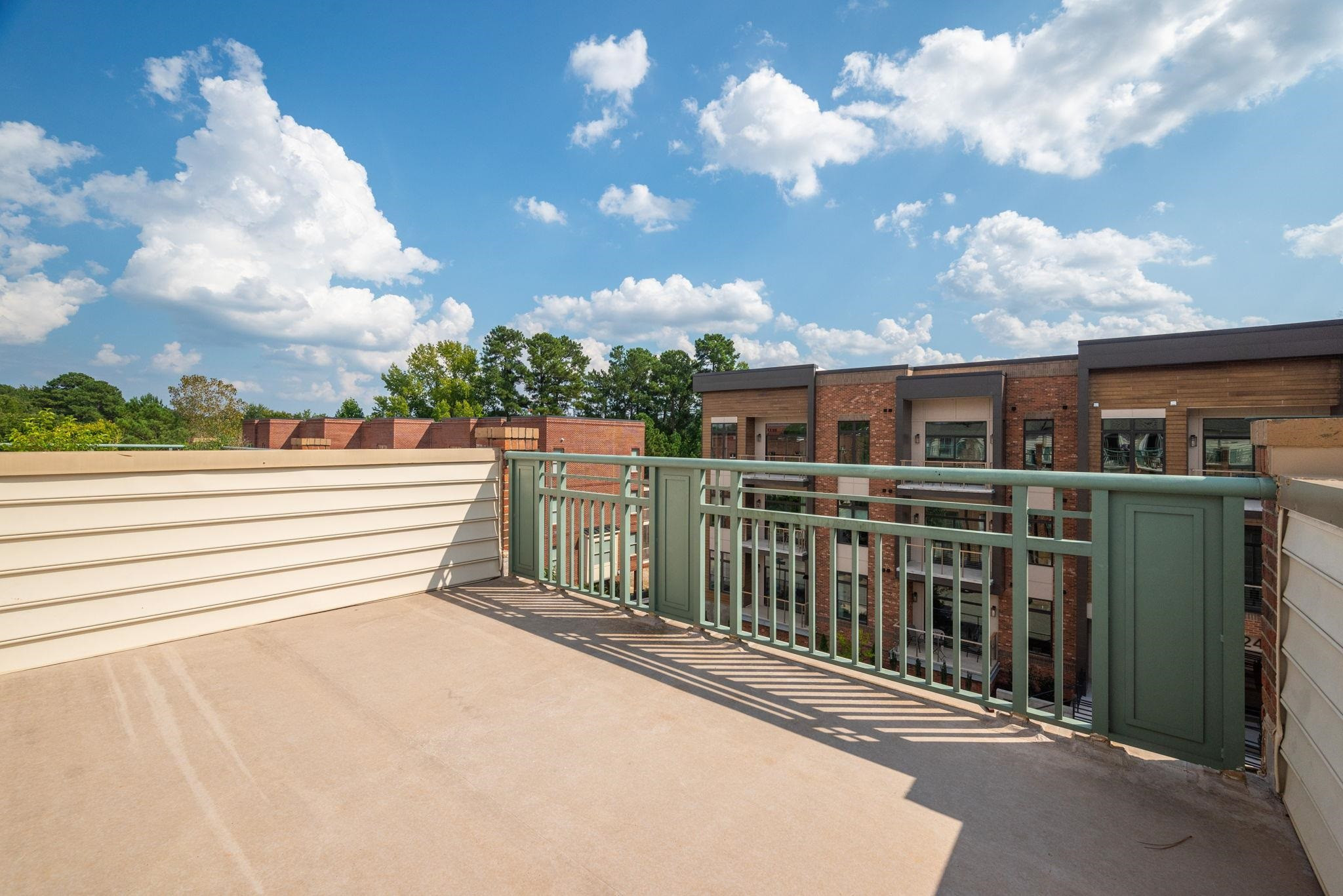 2440 Campus Shore Drive Unit: 102