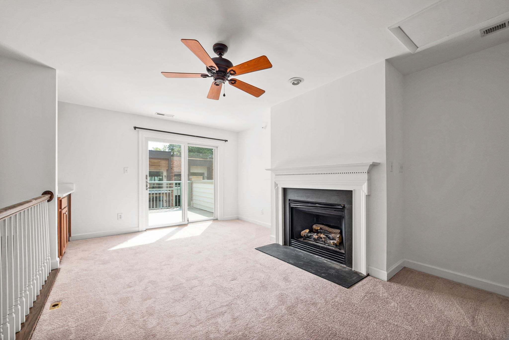 2440 Campus Shore Drive Unit: 102