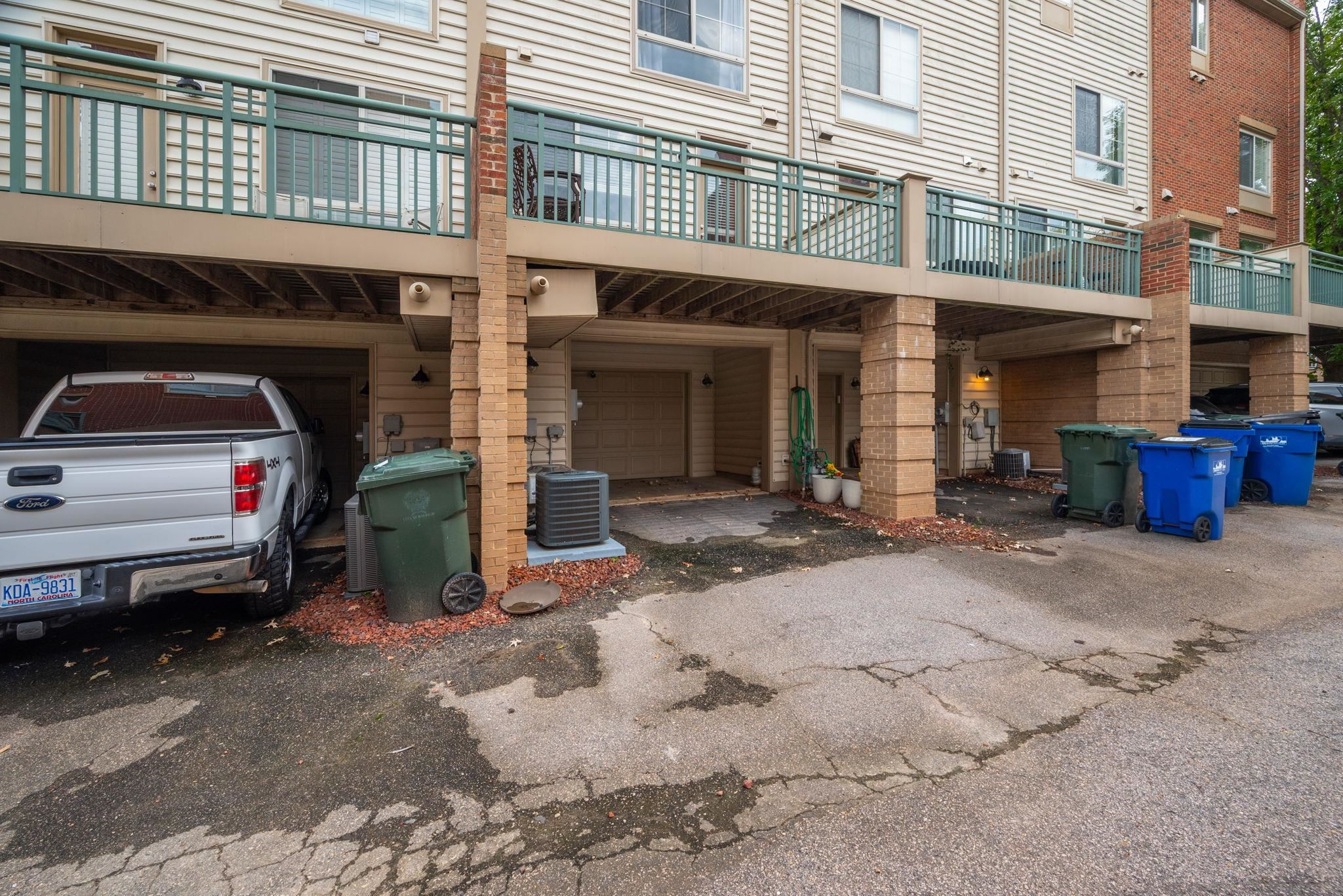 2440 Campus Shore Drive Unit: 102