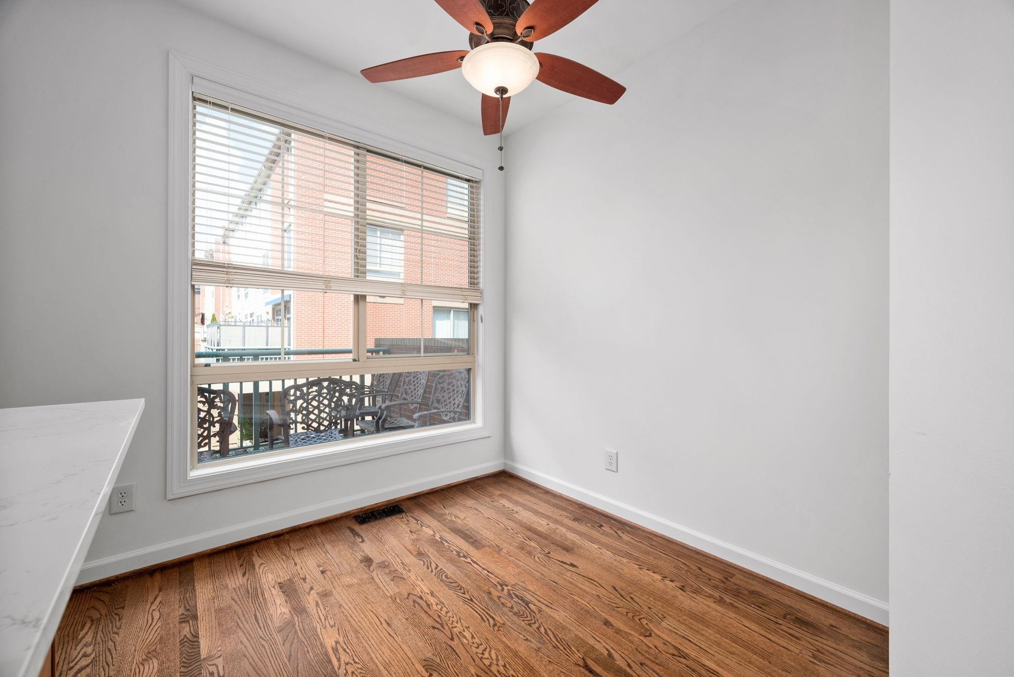 2440 Campus Shore Drive Unit: 102