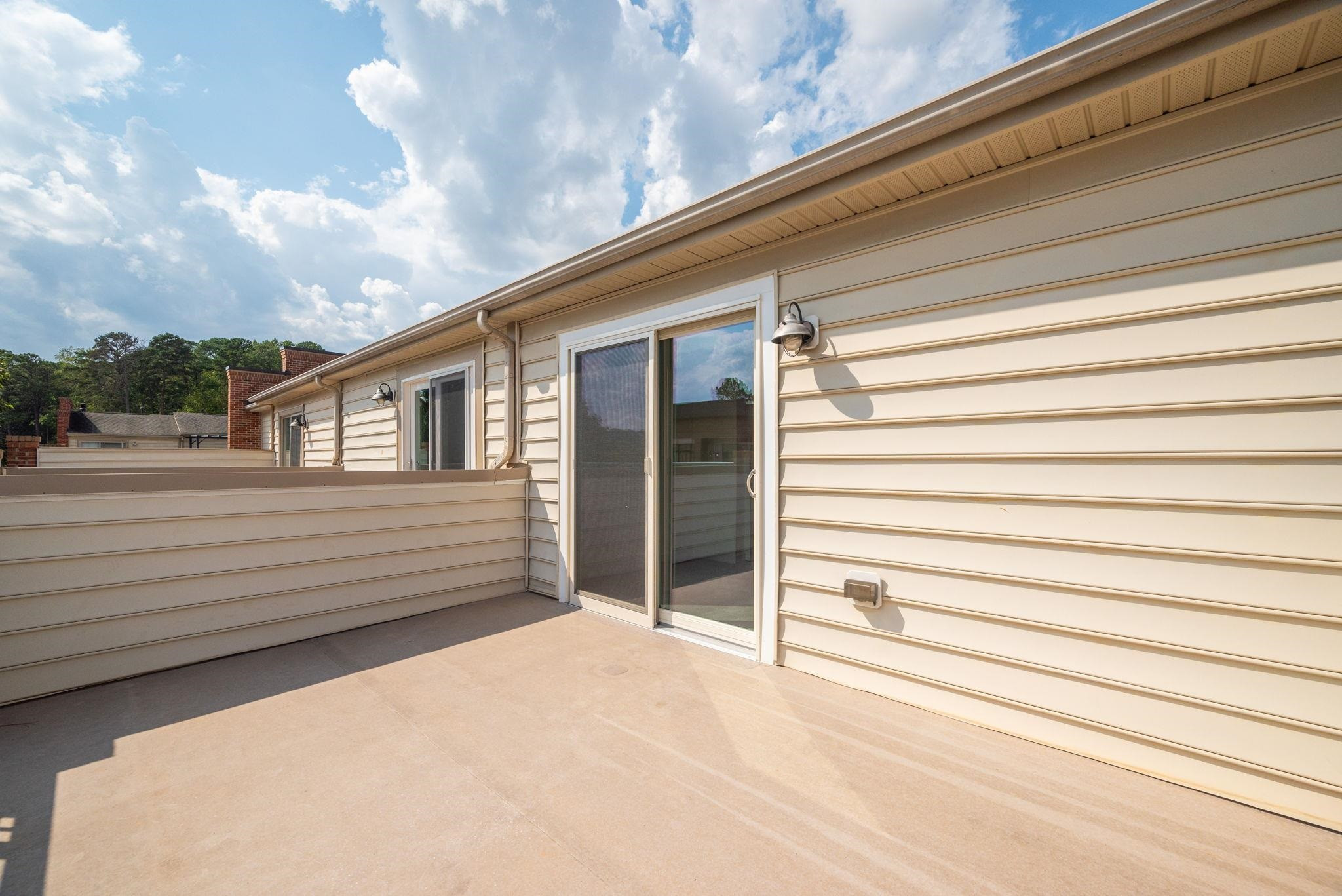 2440 Campus Shore Drive Unit: 102