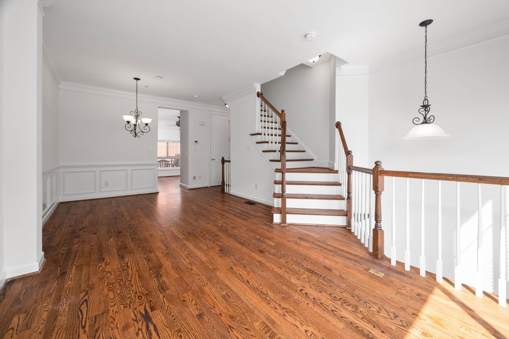 2440 Campus Shore Drive Unit: 102