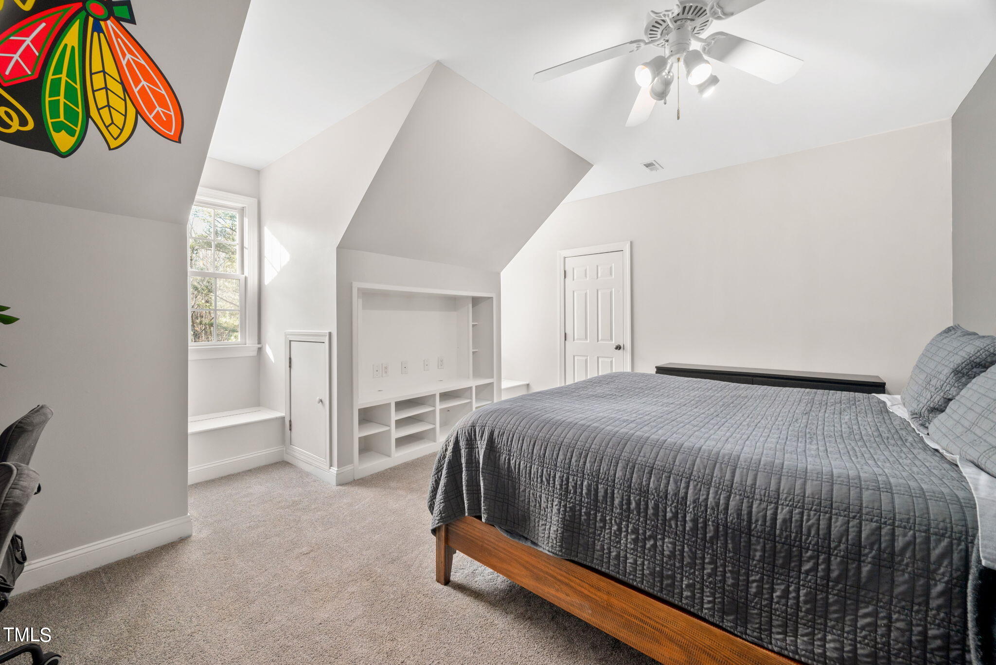 1028 Rolling Knoll Road