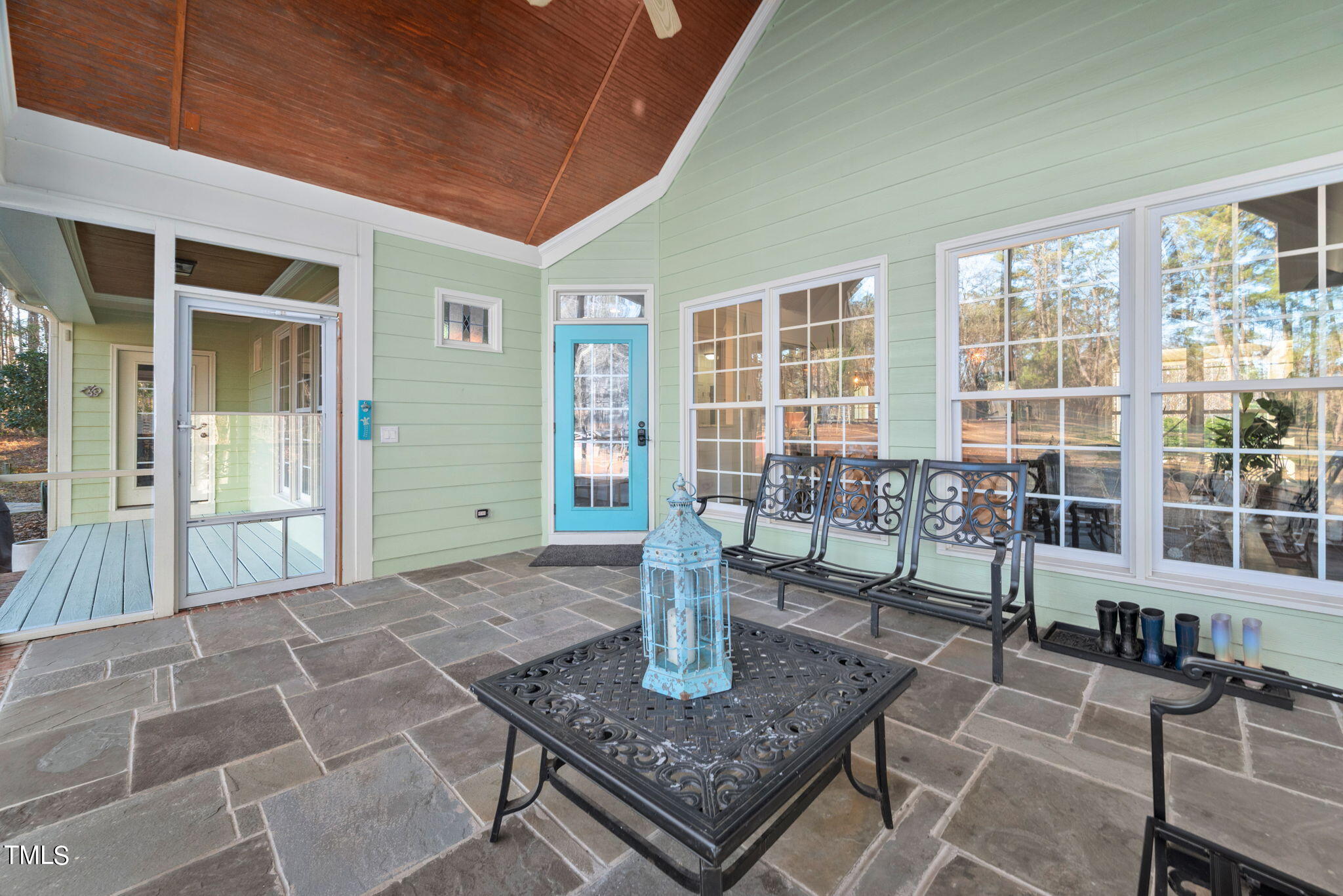 1028 Rolling Knoll Road