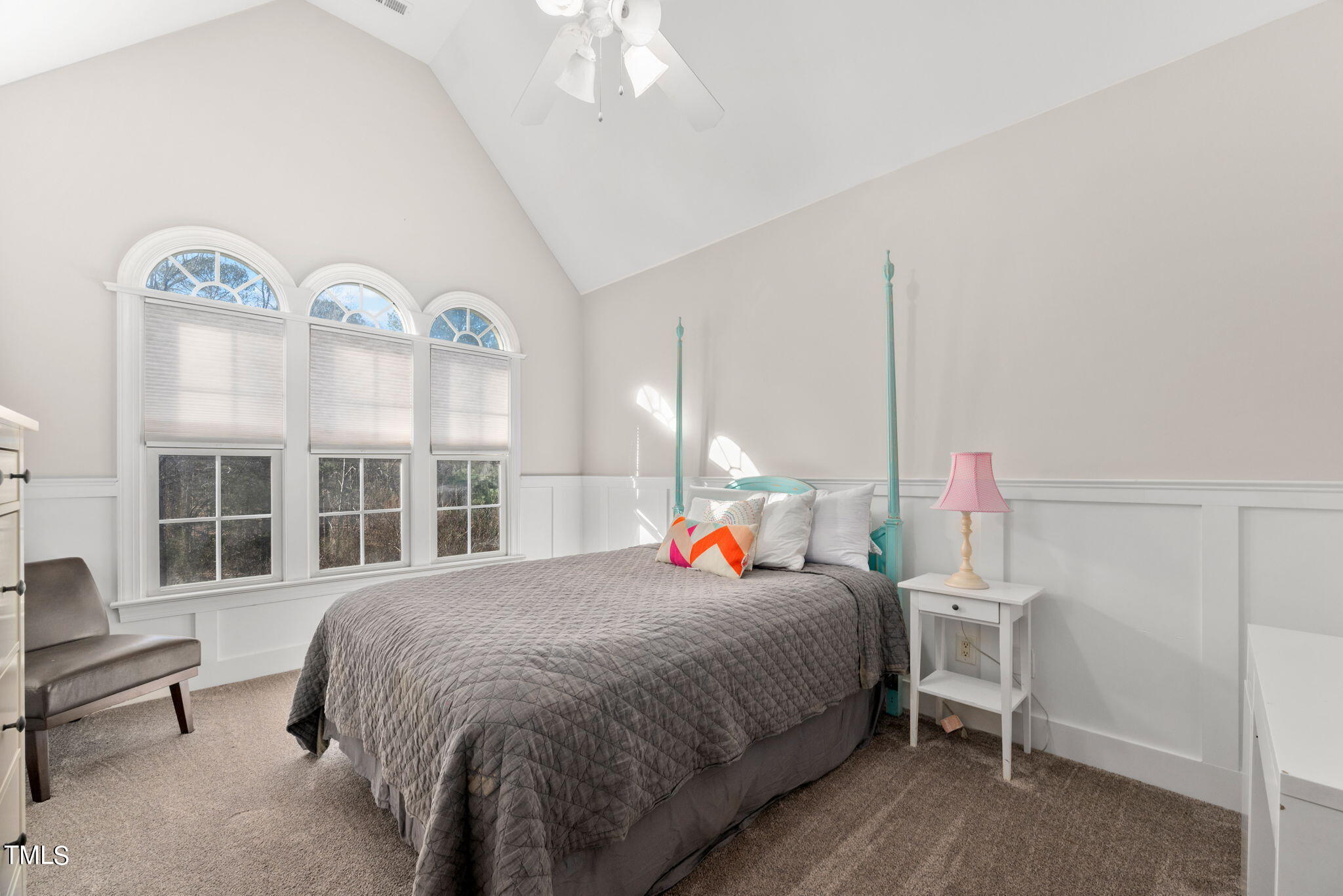 1028 Rolling Knoll Road