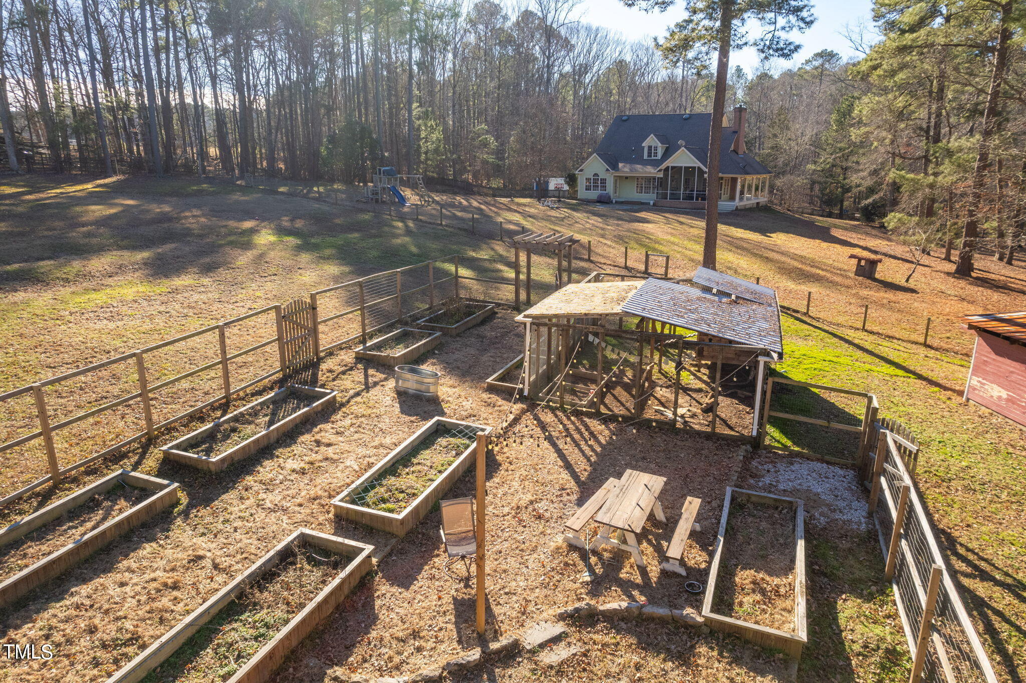 1028 Rolling Knoll Road