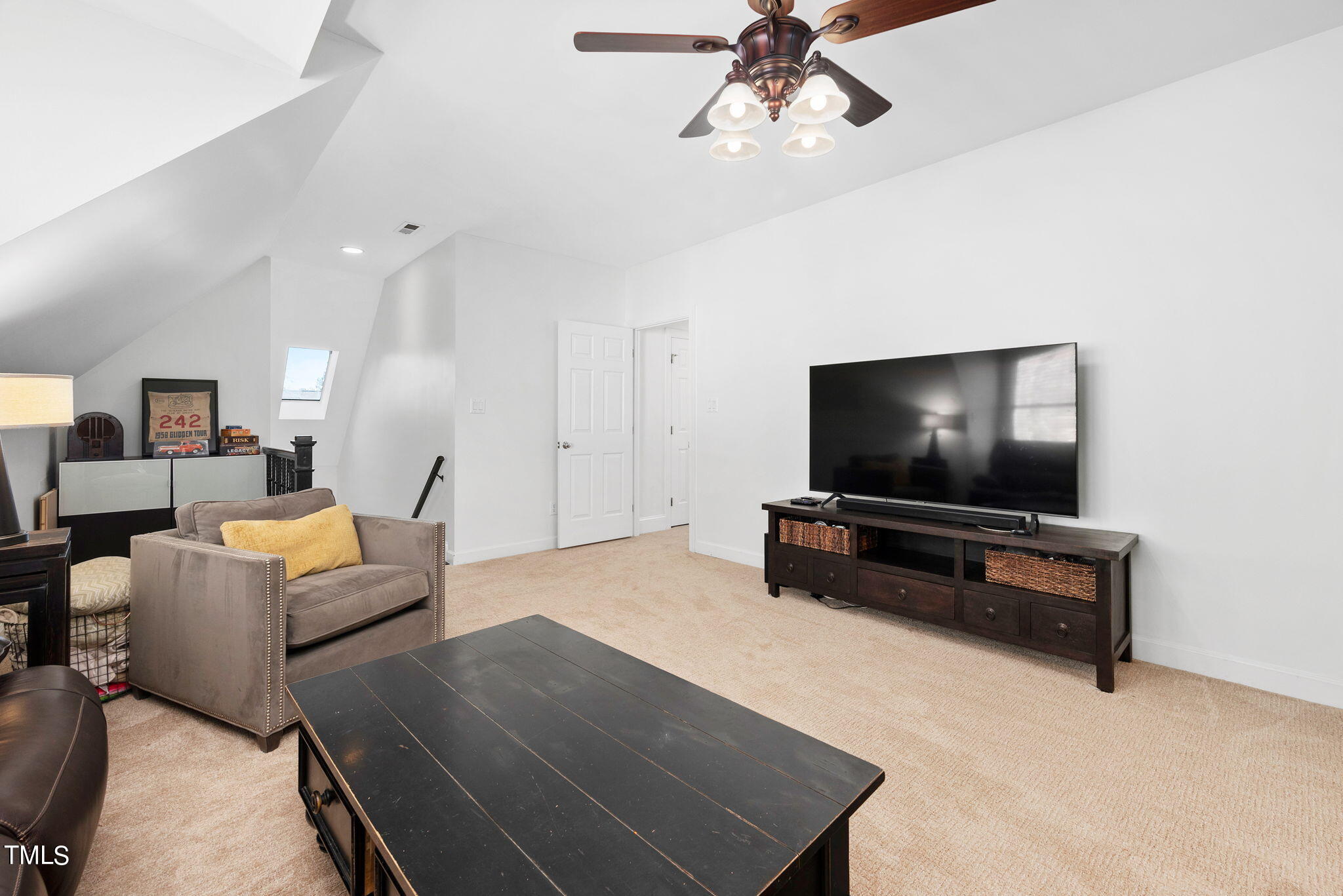 105 Lindenthal Court