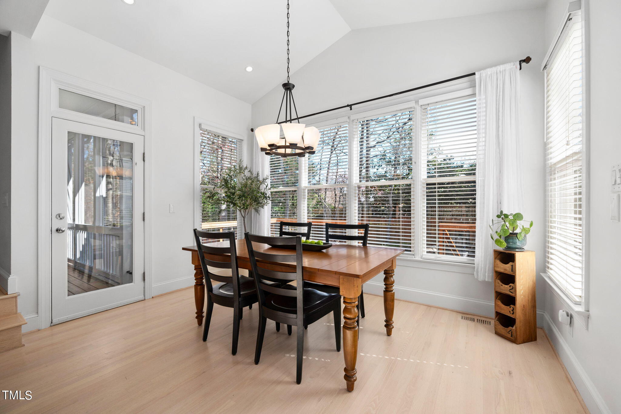 105 Lindenthal Court