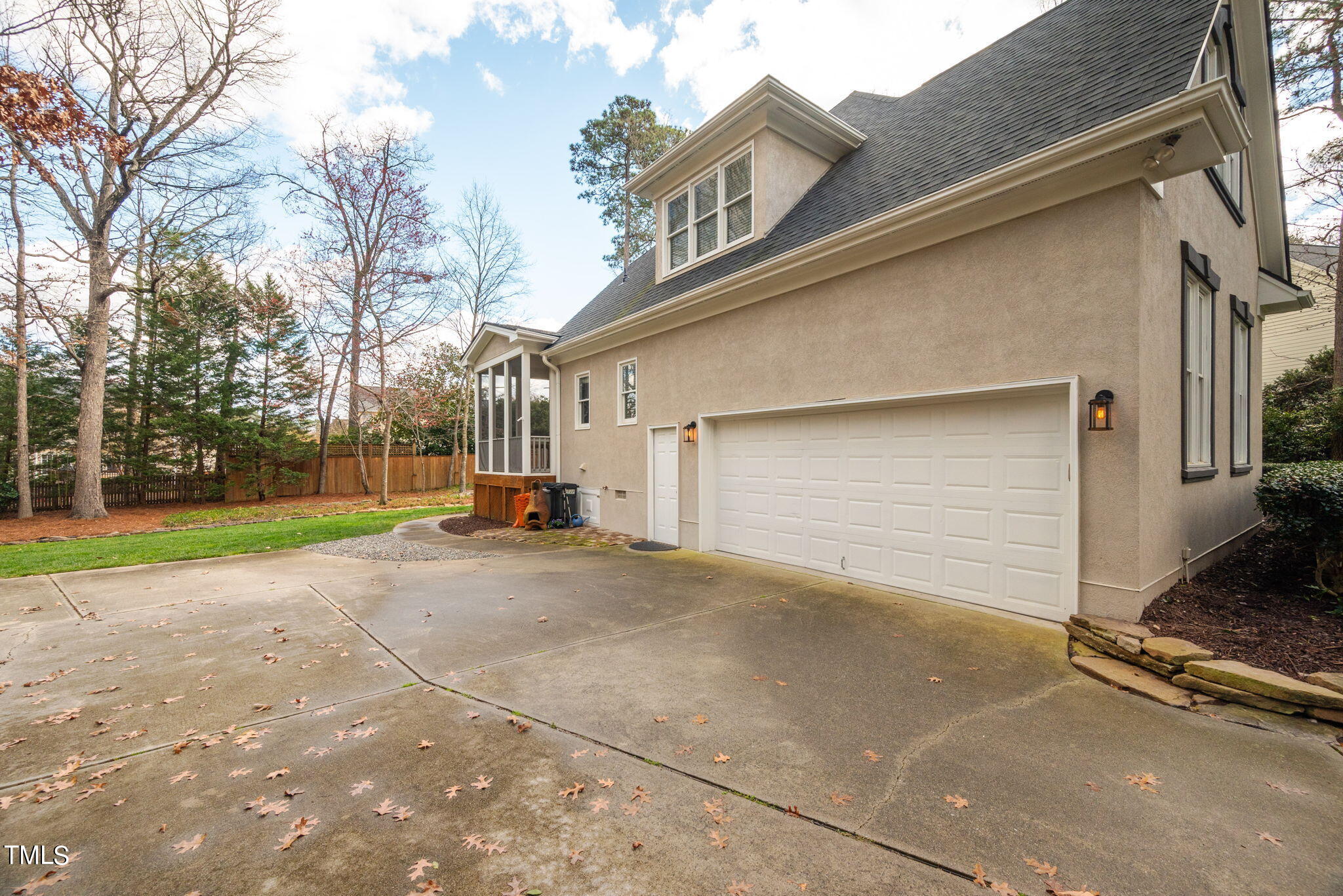 105 Lindenthal Court