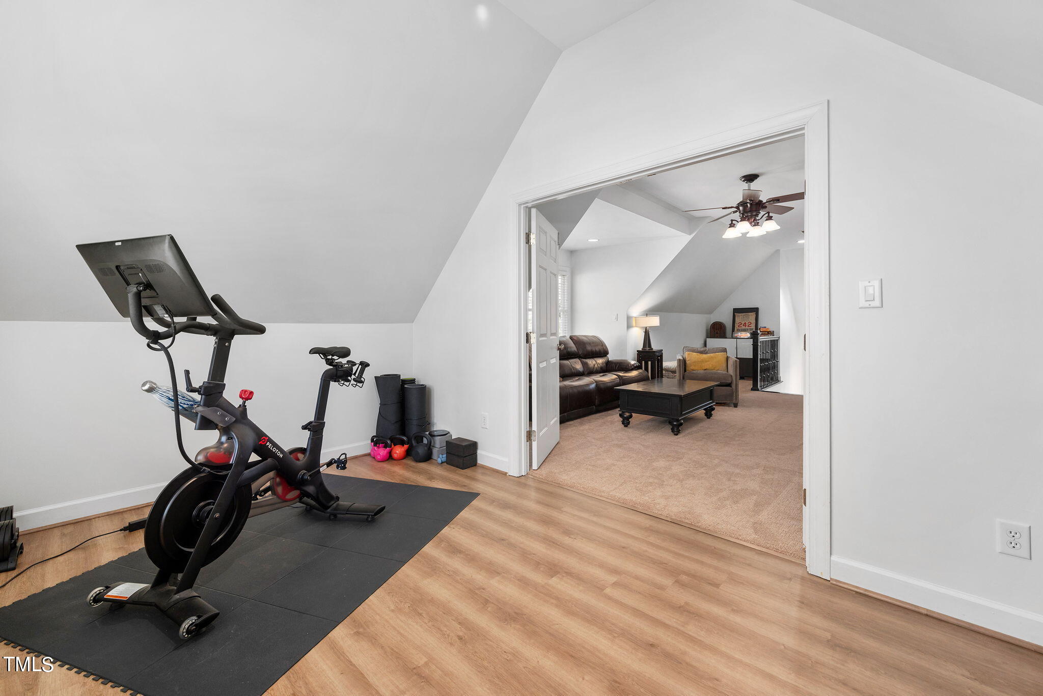 105 Lindenthal Court