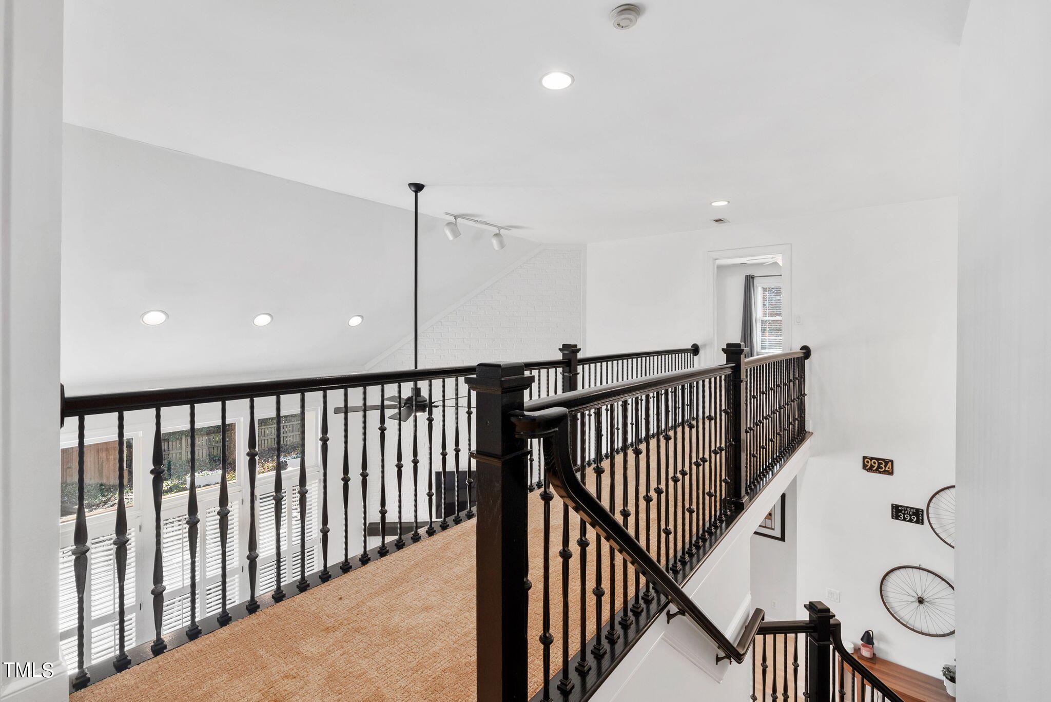 105 Lindenthal Court