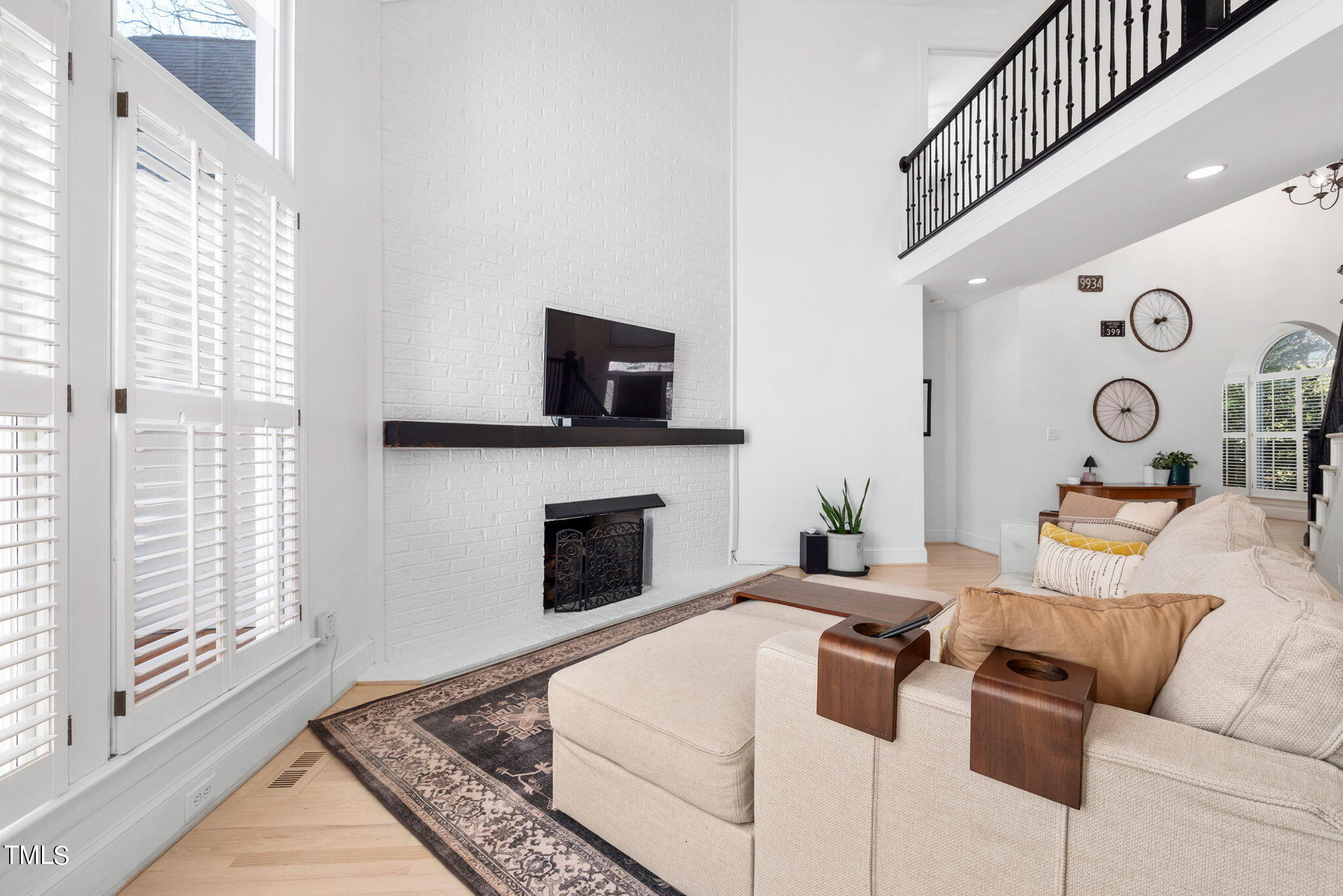 105 Lindenthal Court