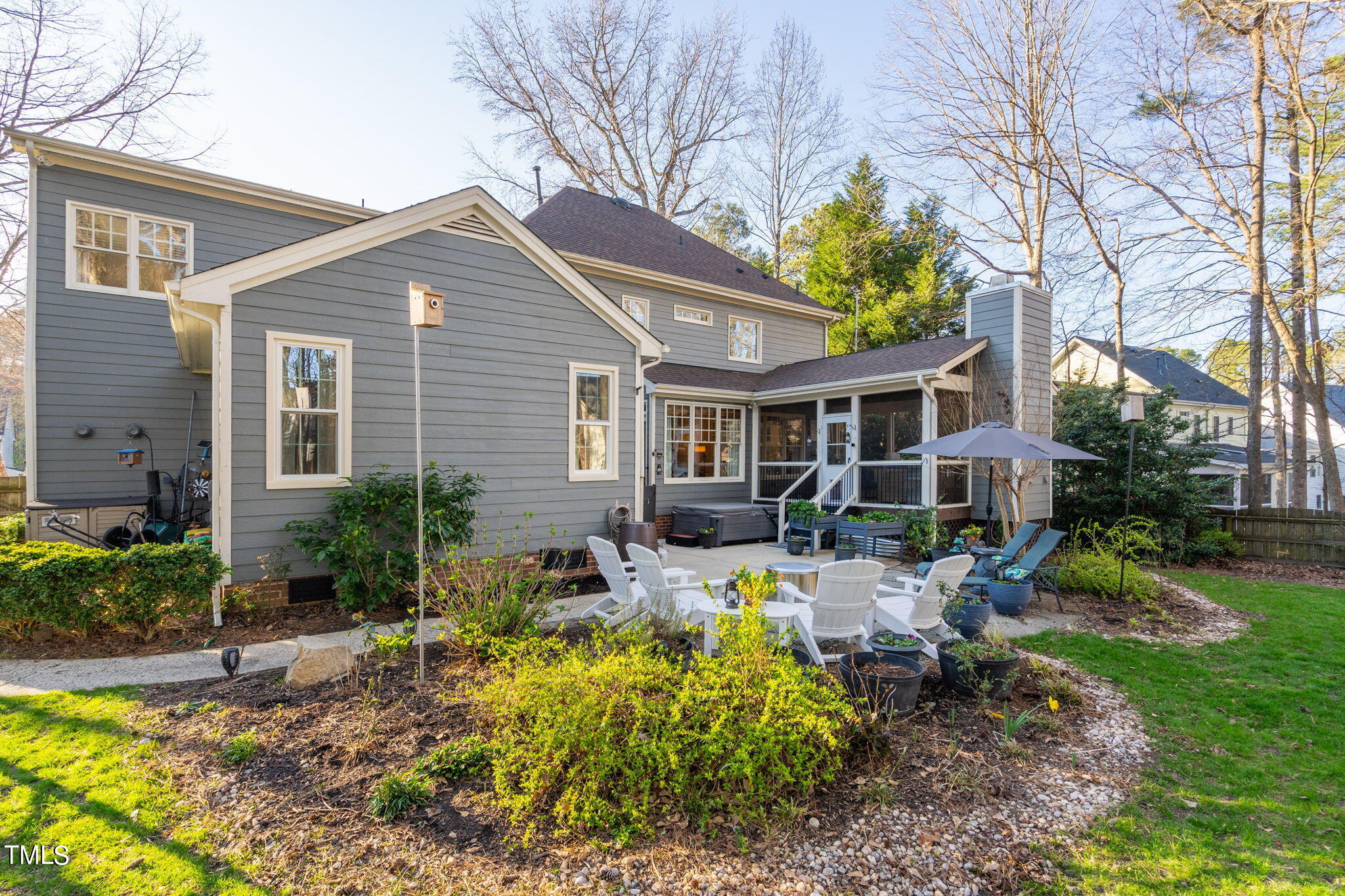 400 Lyndenbury Drive