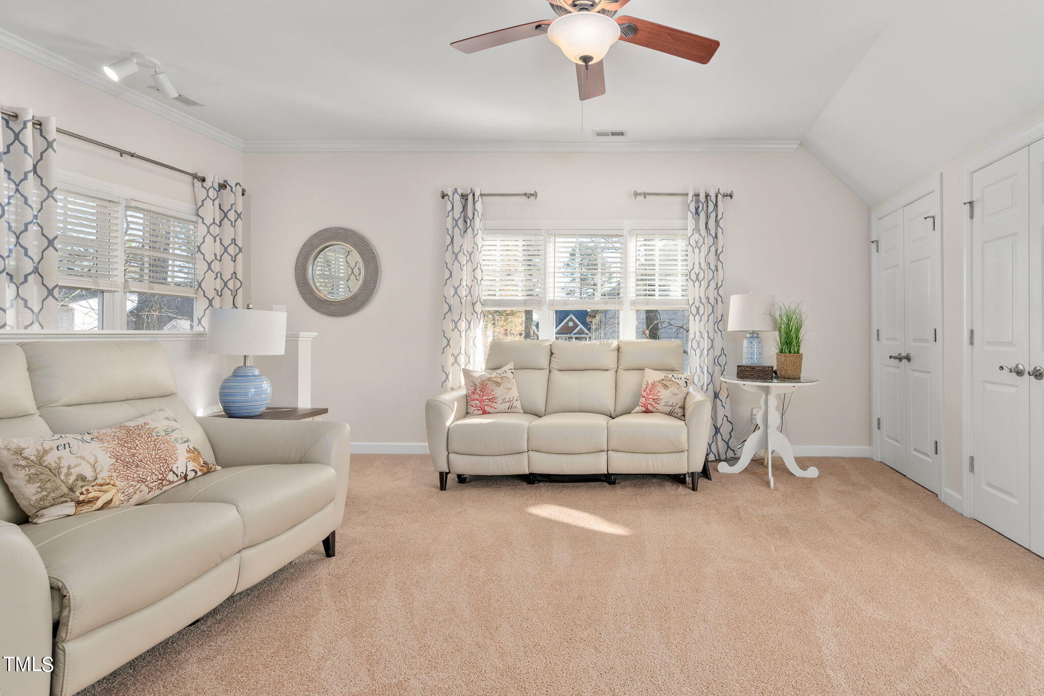 400 Lyndenbury Drive