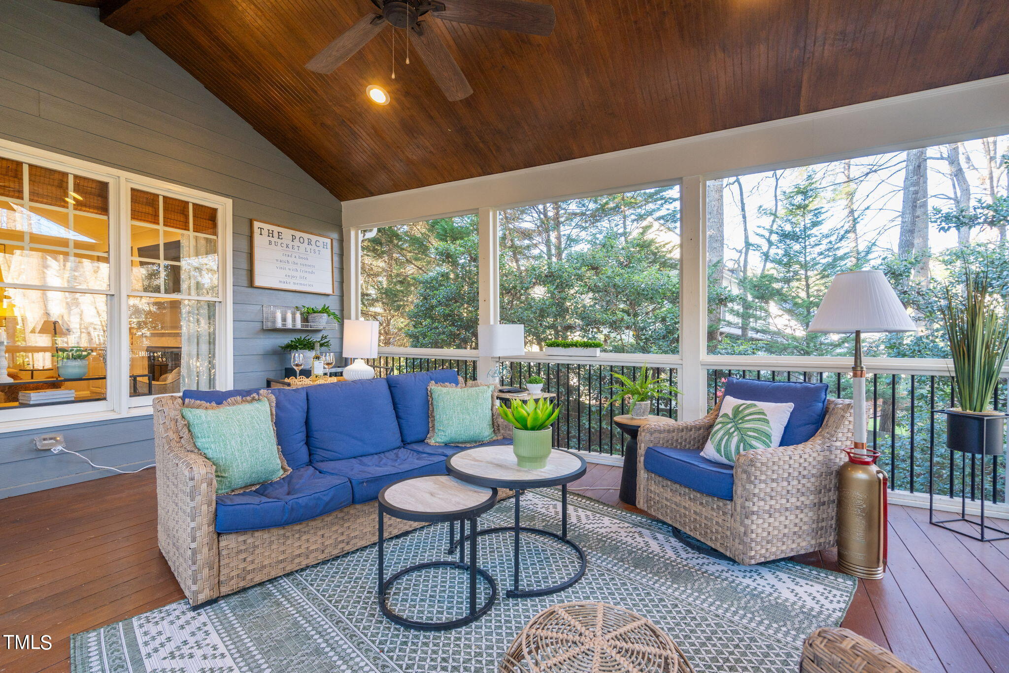 400 Lyndenbury Drive