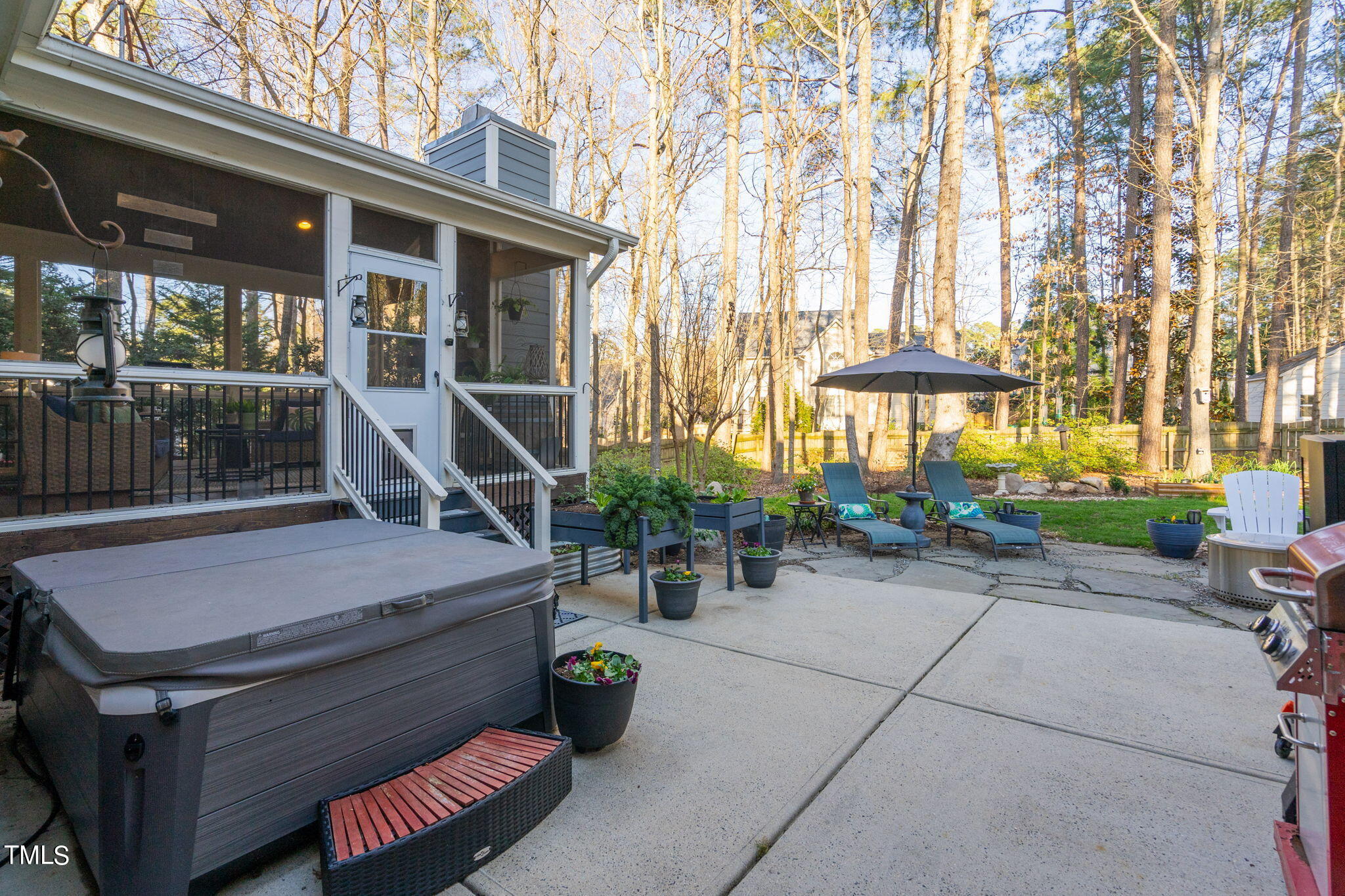 400 Lyndenbury Drive
