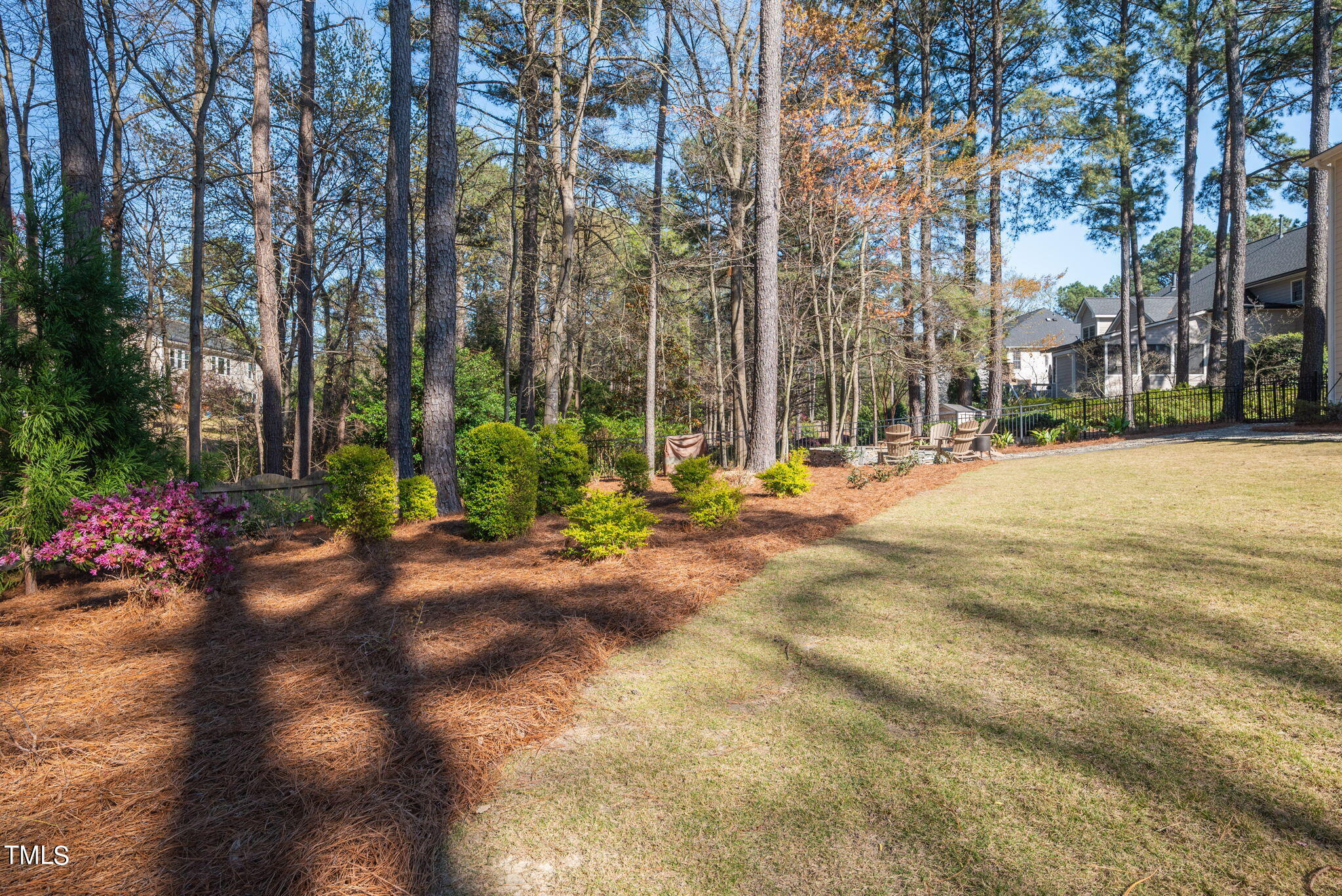 108 Caviston Way