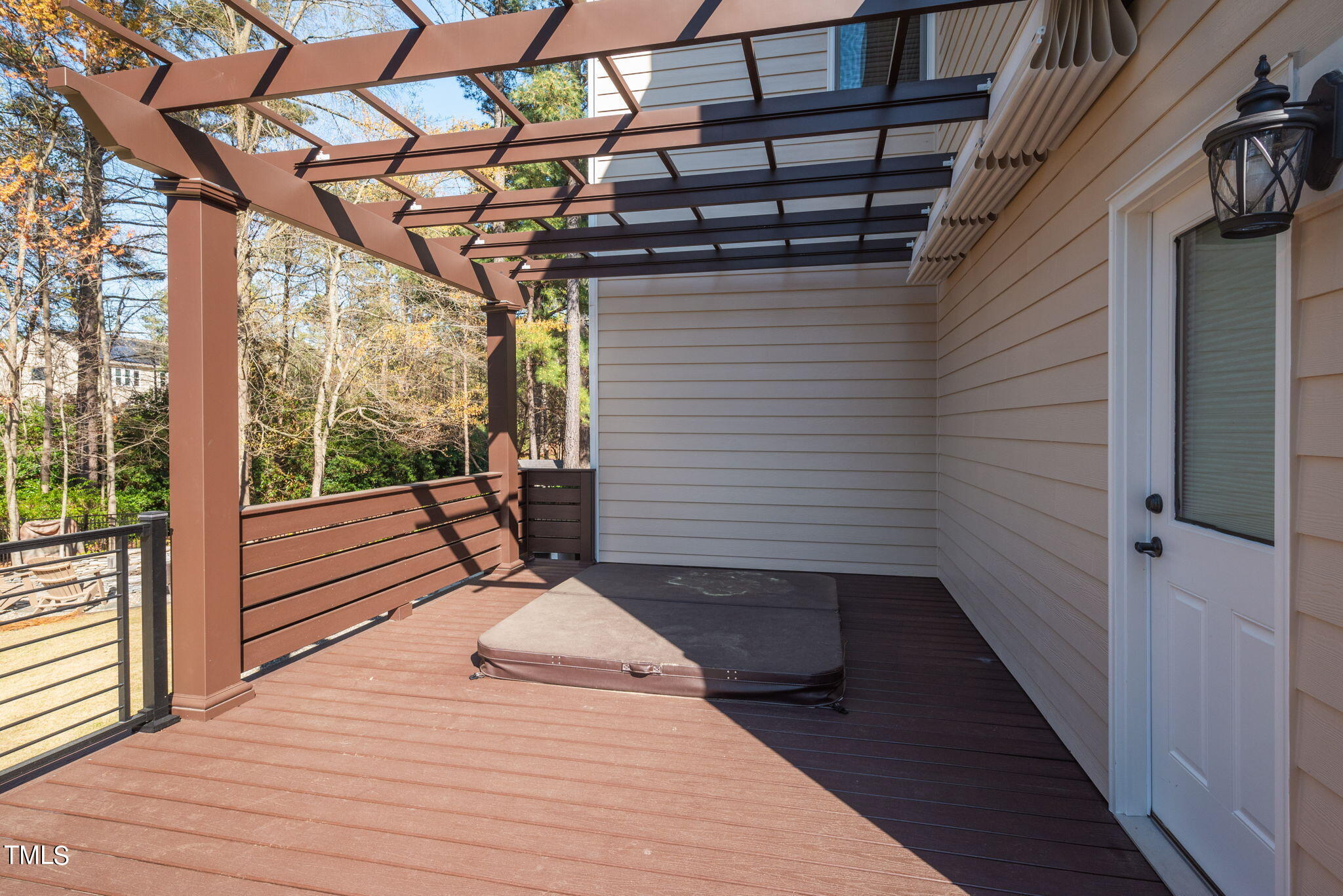 108 Caviston Way