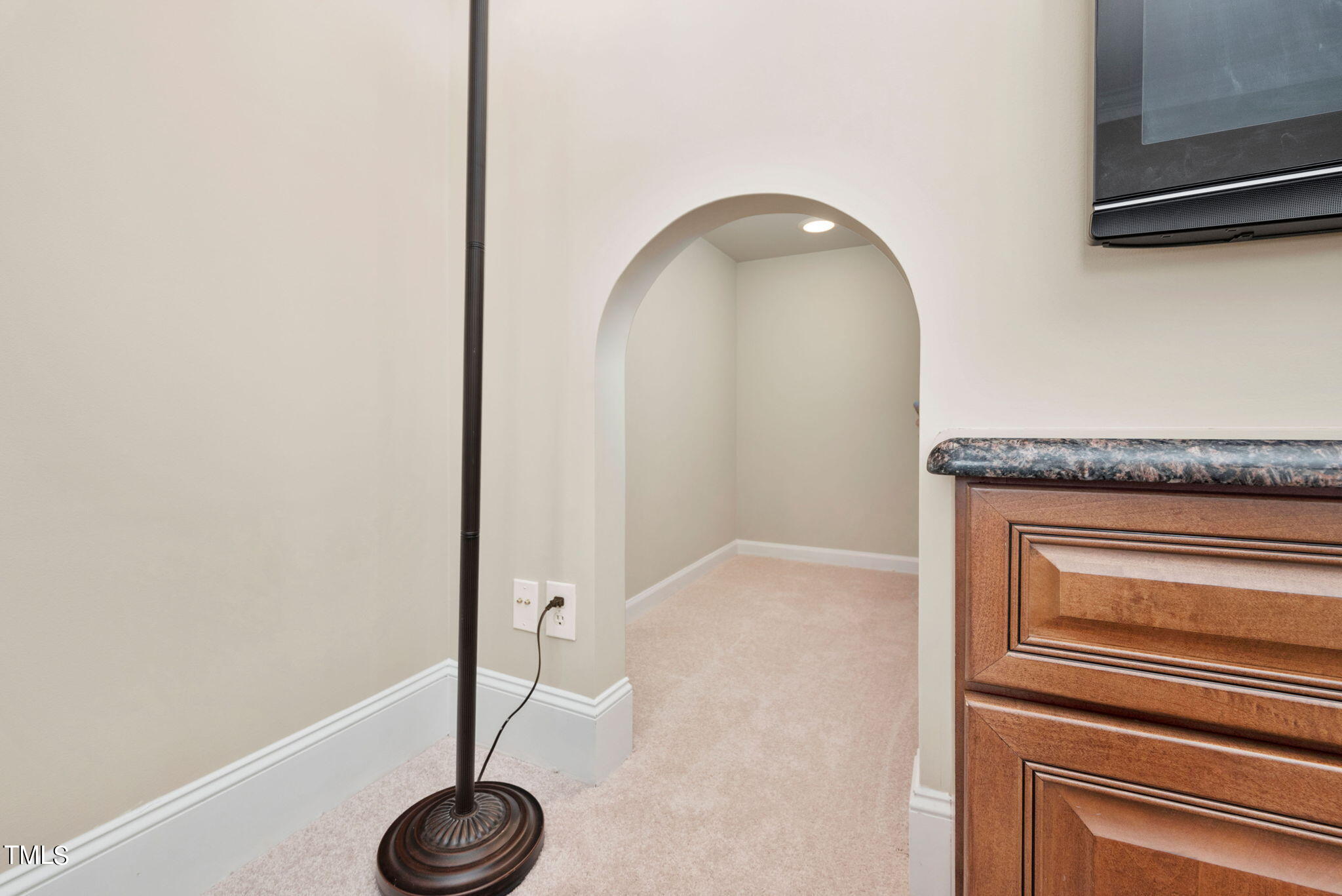 104 Dallavia Court