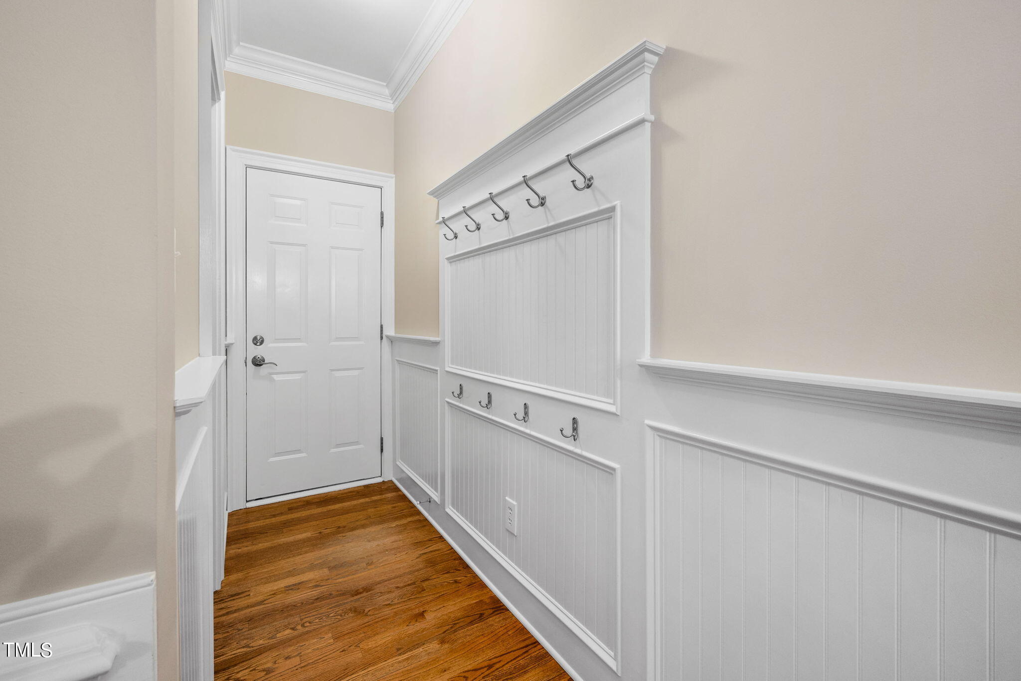 104 Dallavia Court