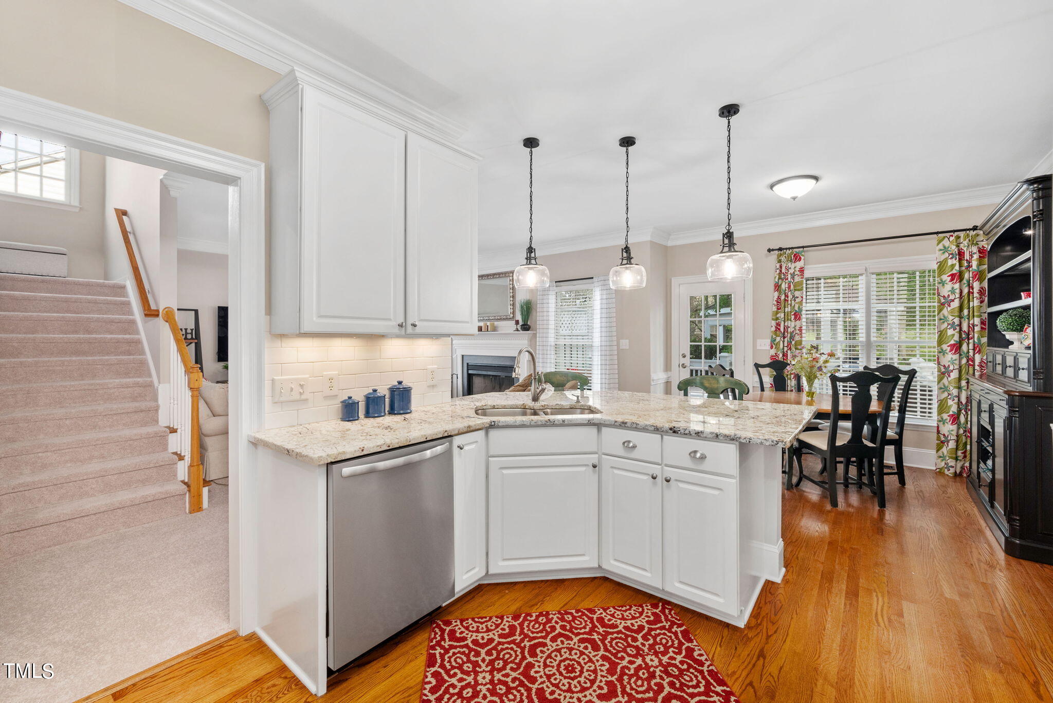 104 Dallavia Court