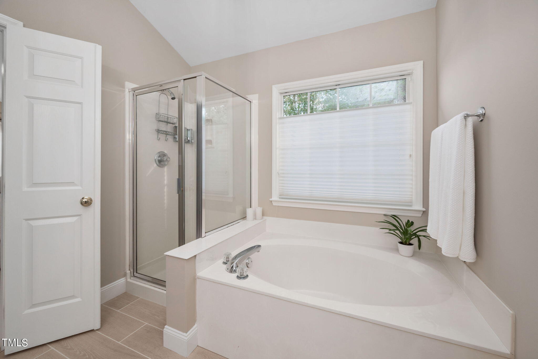 104 Dallavia Court
