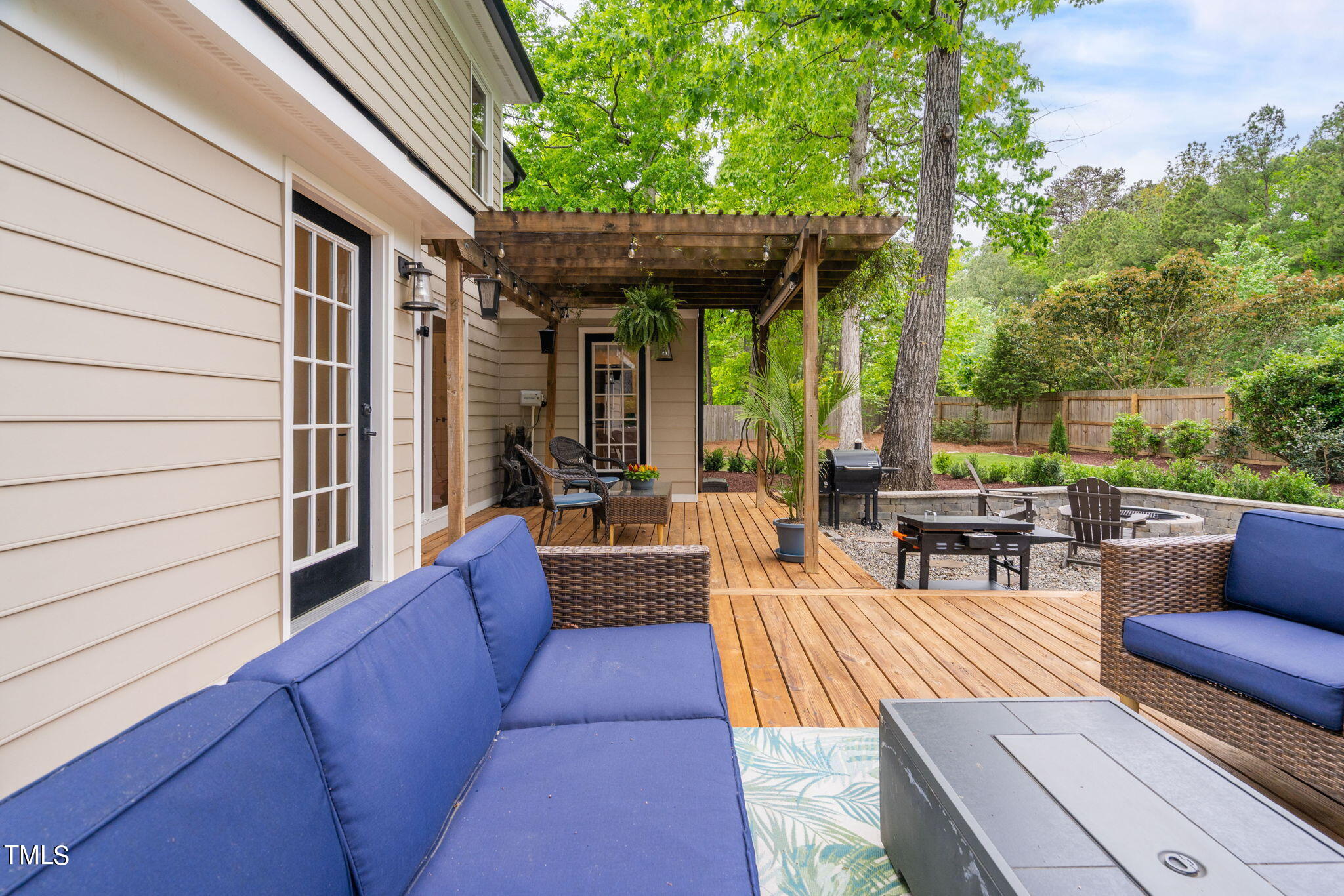 106 Ivy Hollow Court